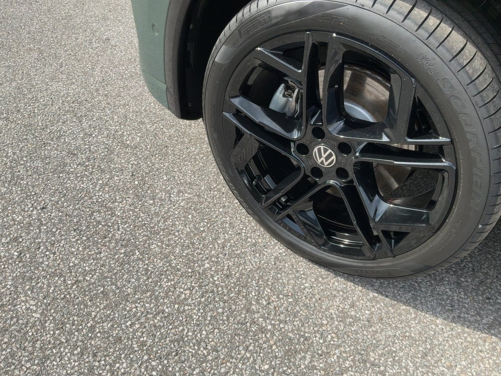 Volkswagen Tiguan – Bild 12