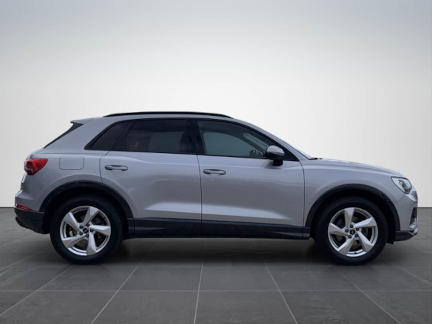 Bild über Audi Q3 advanced 35 TFSI S tronic - für weitere Informationen kontaktieren Sie den Audi Partner