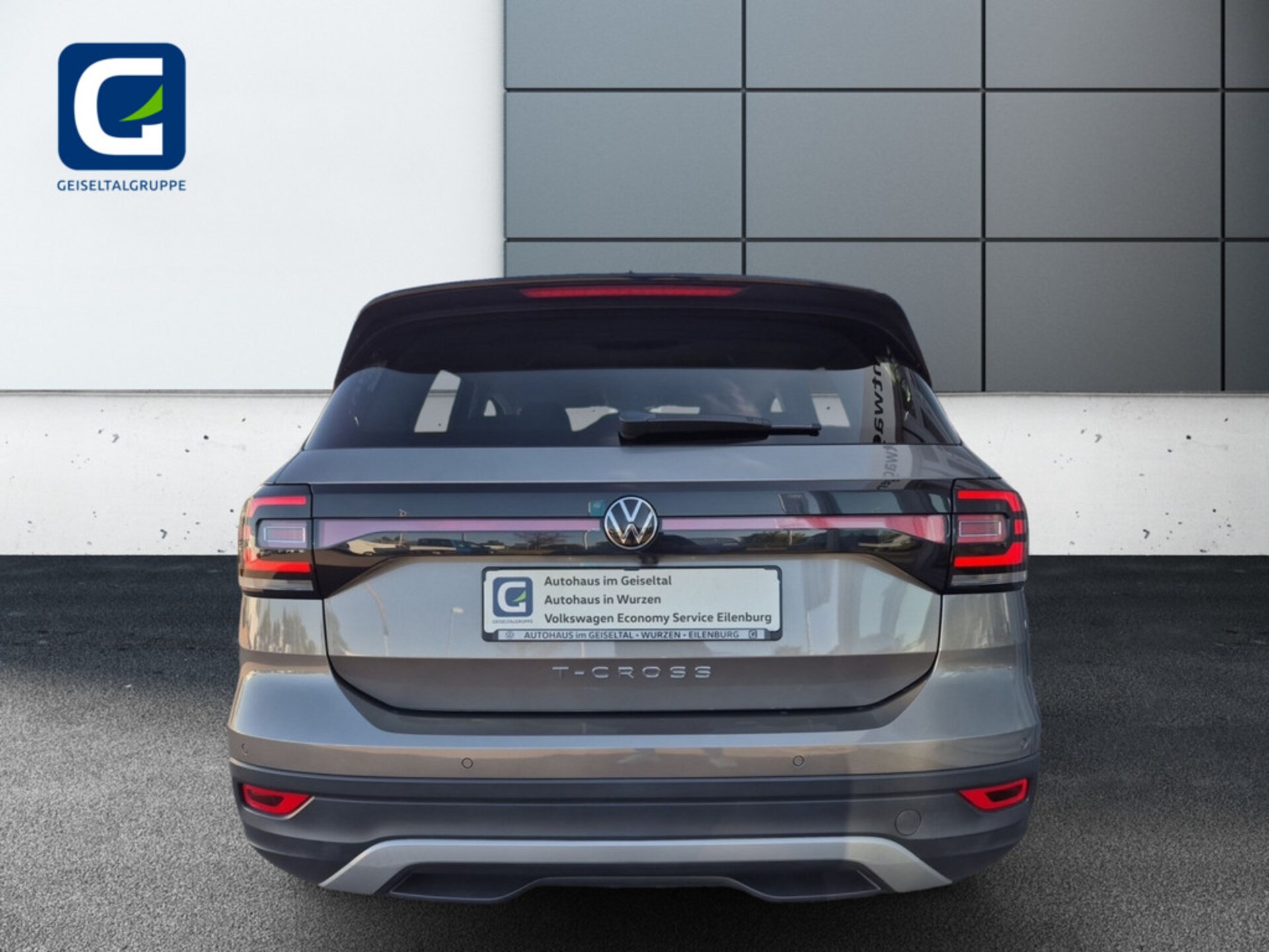 Volkswagen T-Cross United