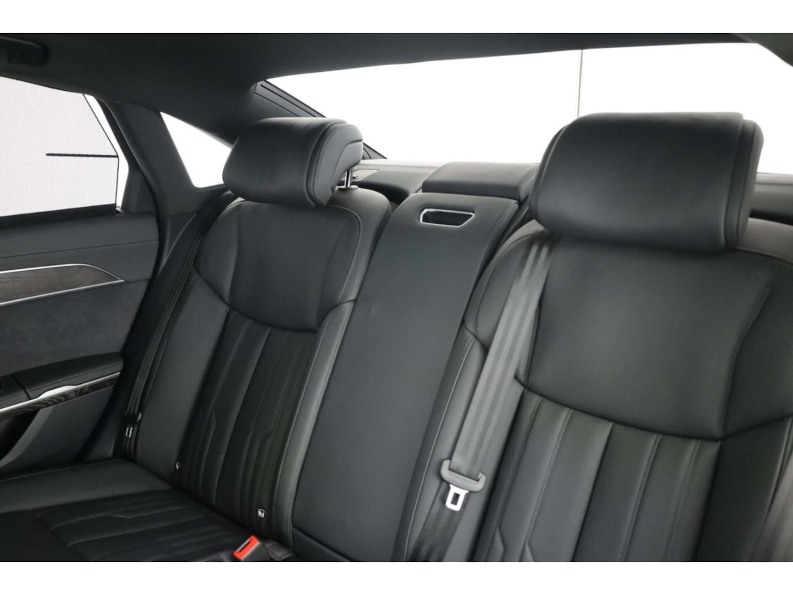 Audi A8 L – Bild 12