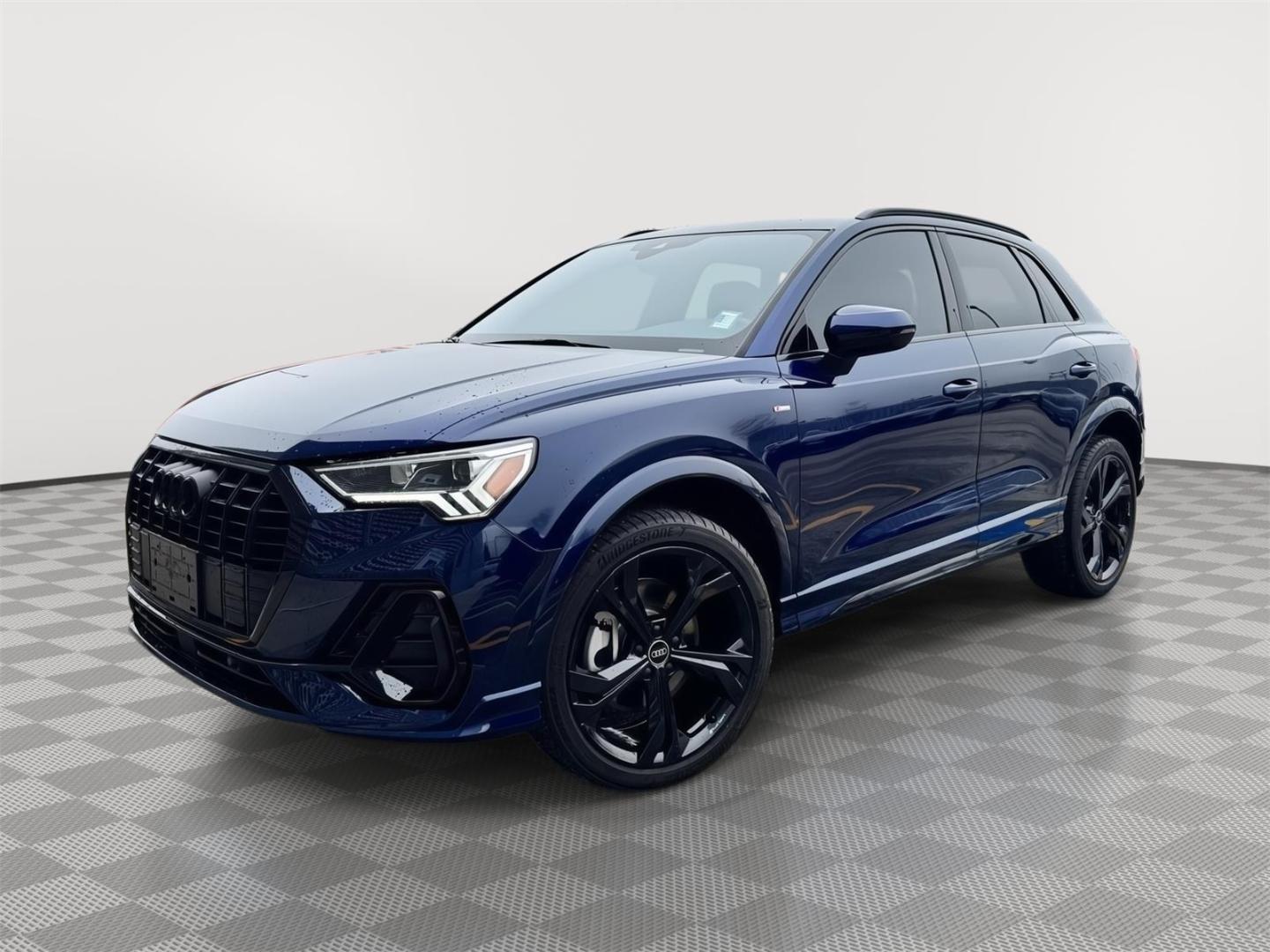 2023 Audi Q3 45 TFSI S Line Premium Plus quattro's photo