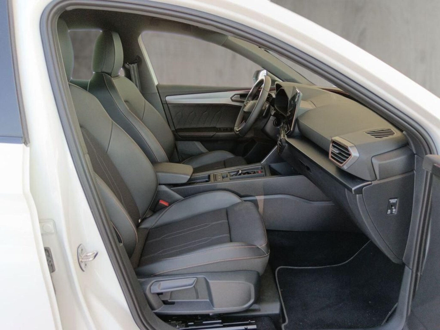 CUPRA Leon León 1.4 e-Hybrid DSG 150 kW (204 CV) — photo 5