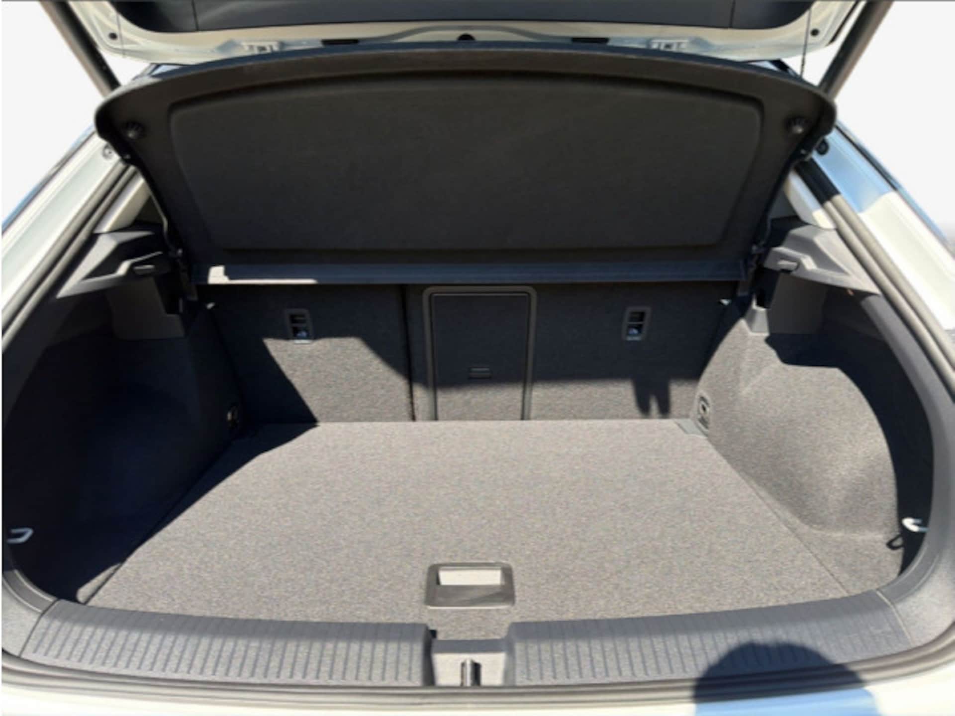 Volkswagen T-Roc Active