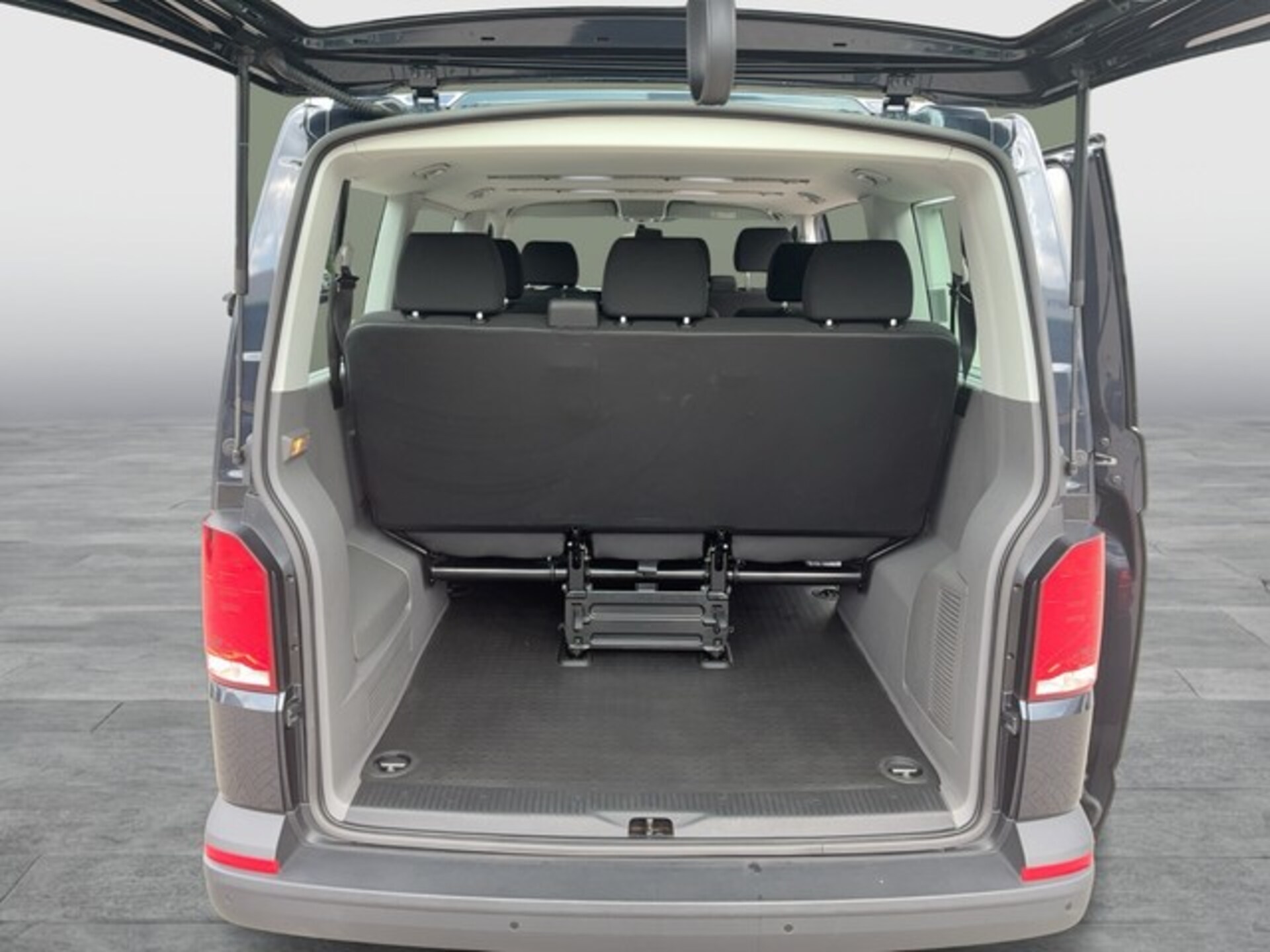 Volkswagen T6.1 Caravelle kurzer Radstand Trendline