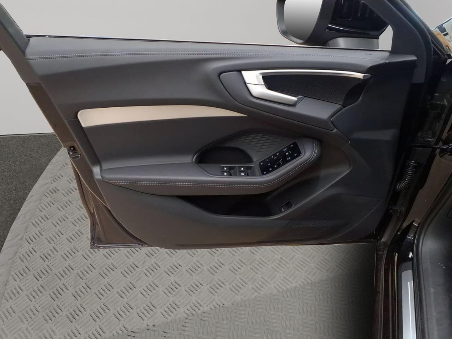 Bild über Audi A5 Limousine TDI 150 kW S tronic - für weitere Informationen kontaktieren Sie den Audi Partner