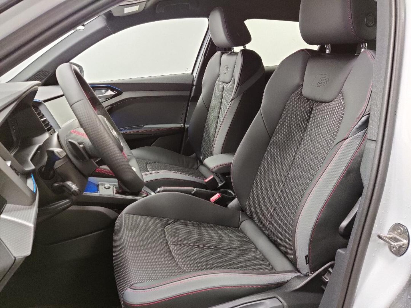 Bild über Audi A1 Sportback S line 35 TFSI S tronic - für weitere Informationen kontaktieren Sie den Audi Partner