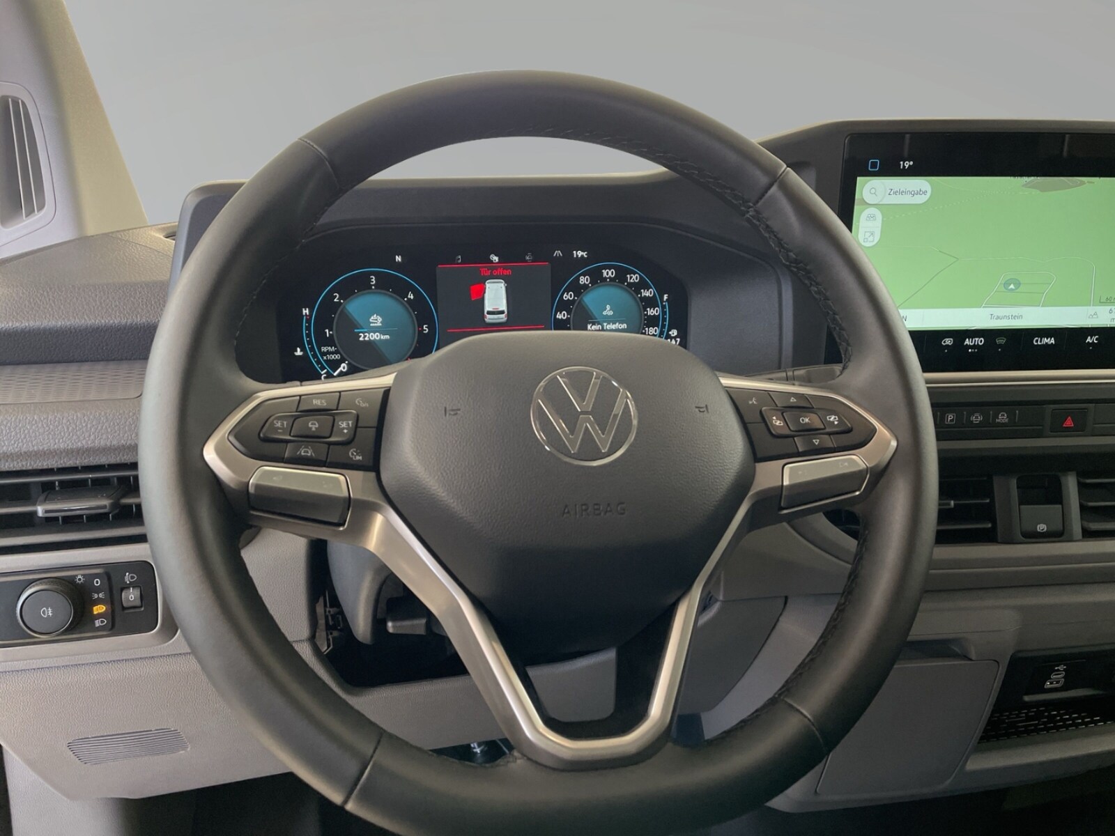 Volkswagen Transporter Kasten kurzer Radstand – Bild 4