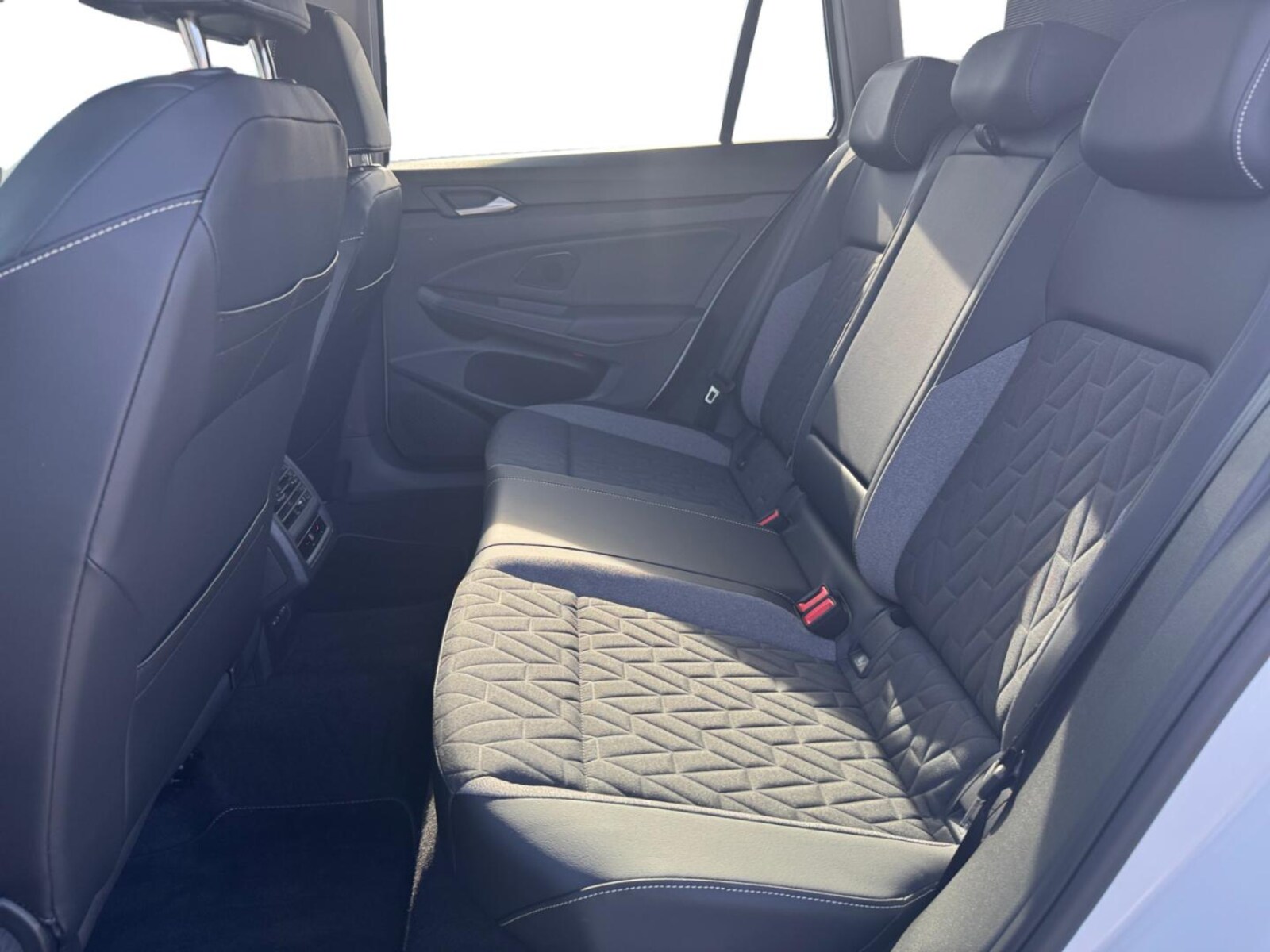 Volkswagen Golf Variant – Bild 12