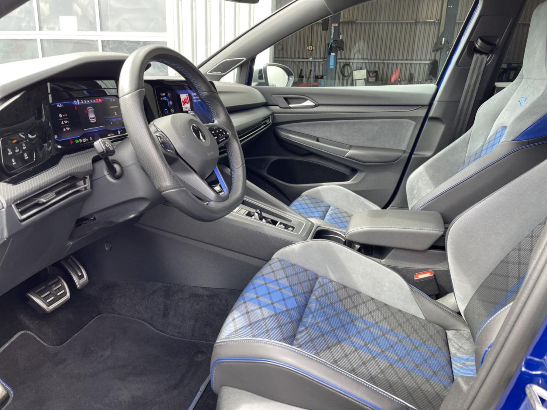 Volkswagen Golf R