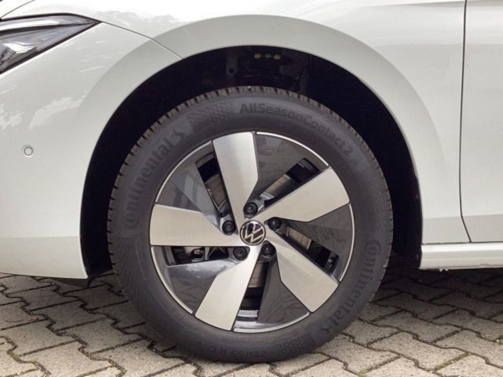 Volkswagen Passat – Bild 21