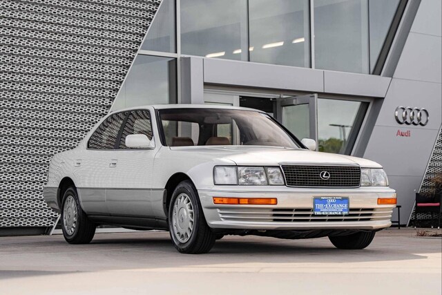 1992 Lexus LS 400