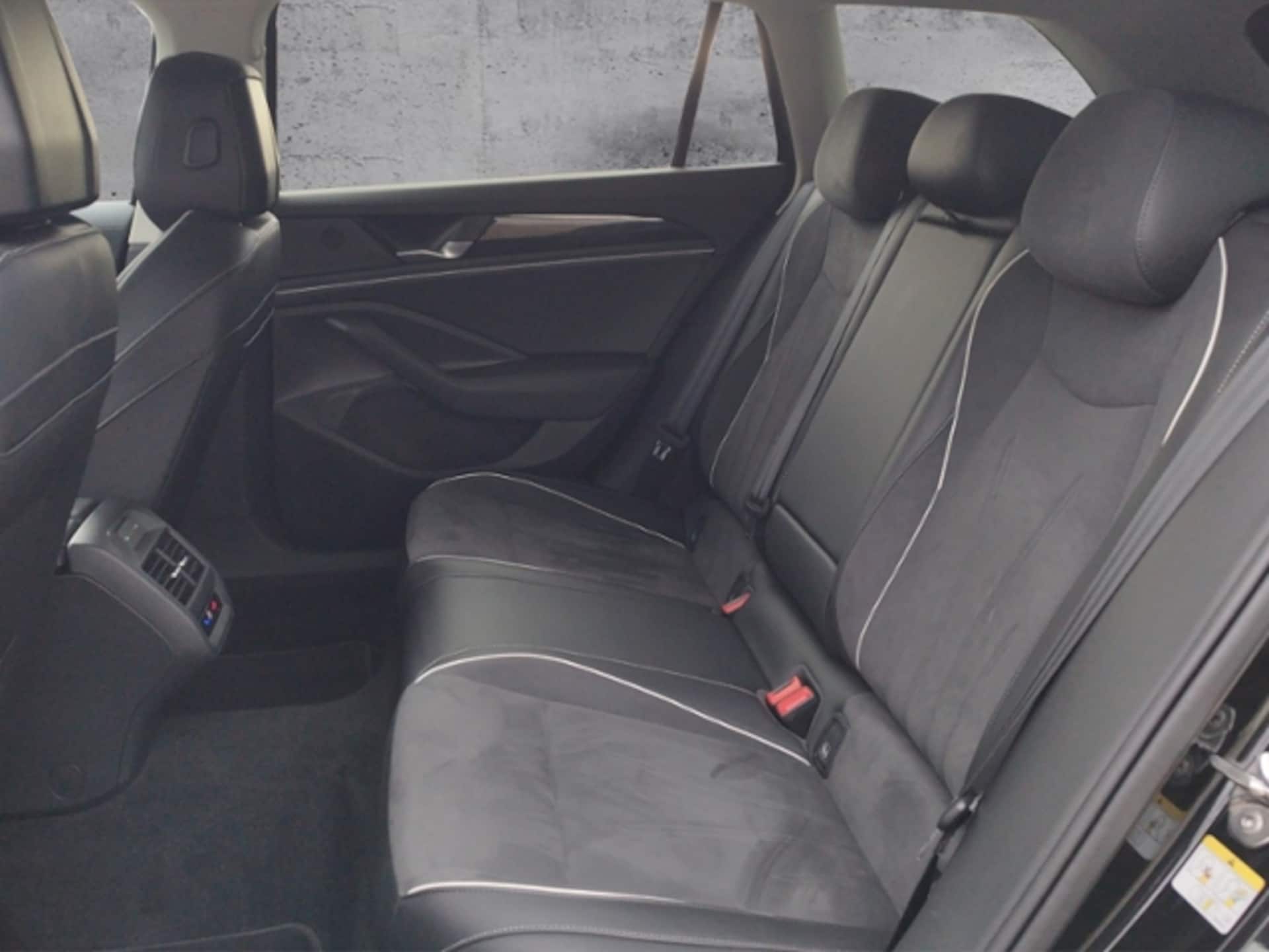 Volkswagen Passat Business
