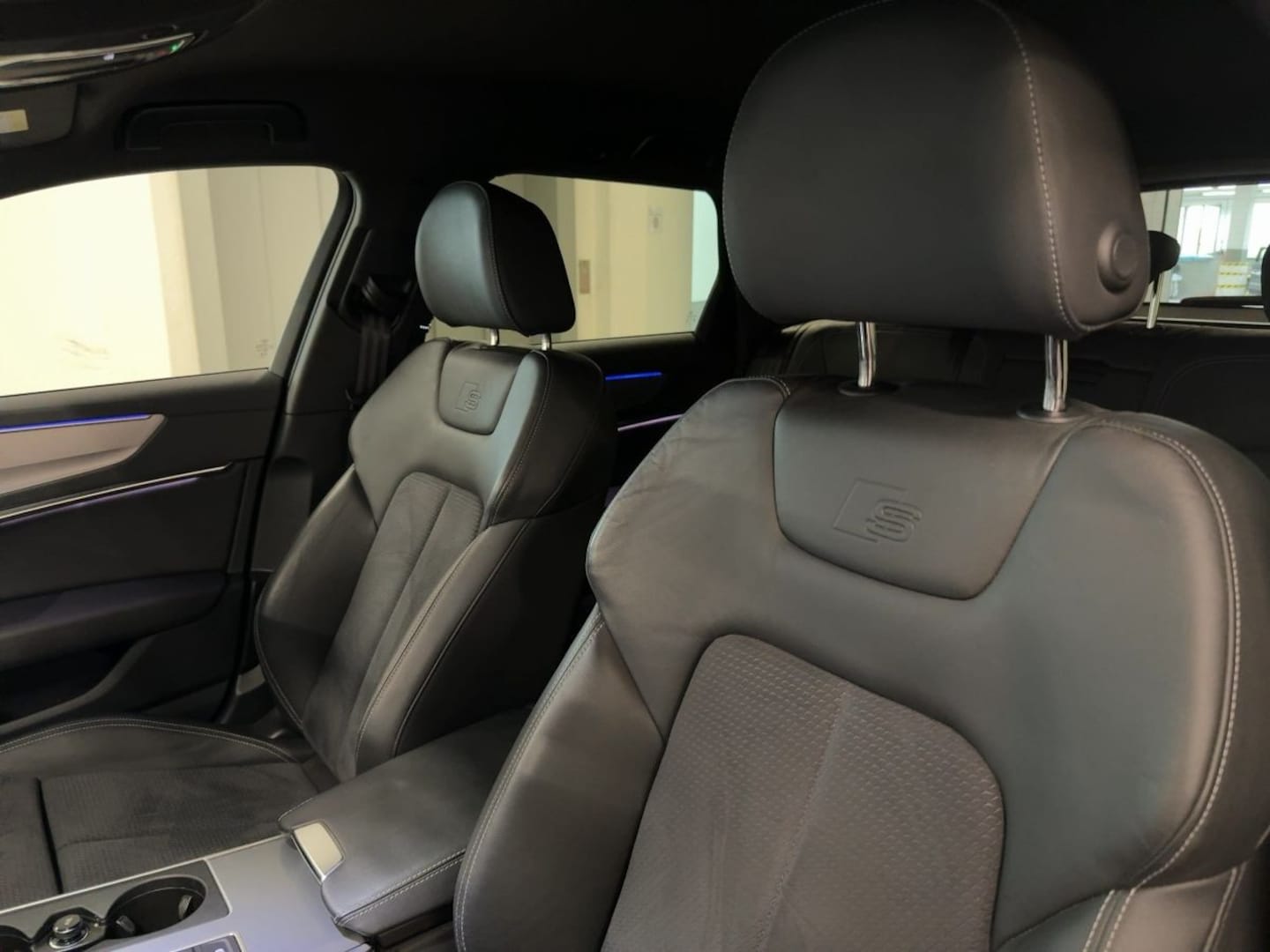 Bild über Audi A6 Avant sport 45 TFSI quattro S tronic - für weitere Informationen kontaktieren Sie den Audi Partner