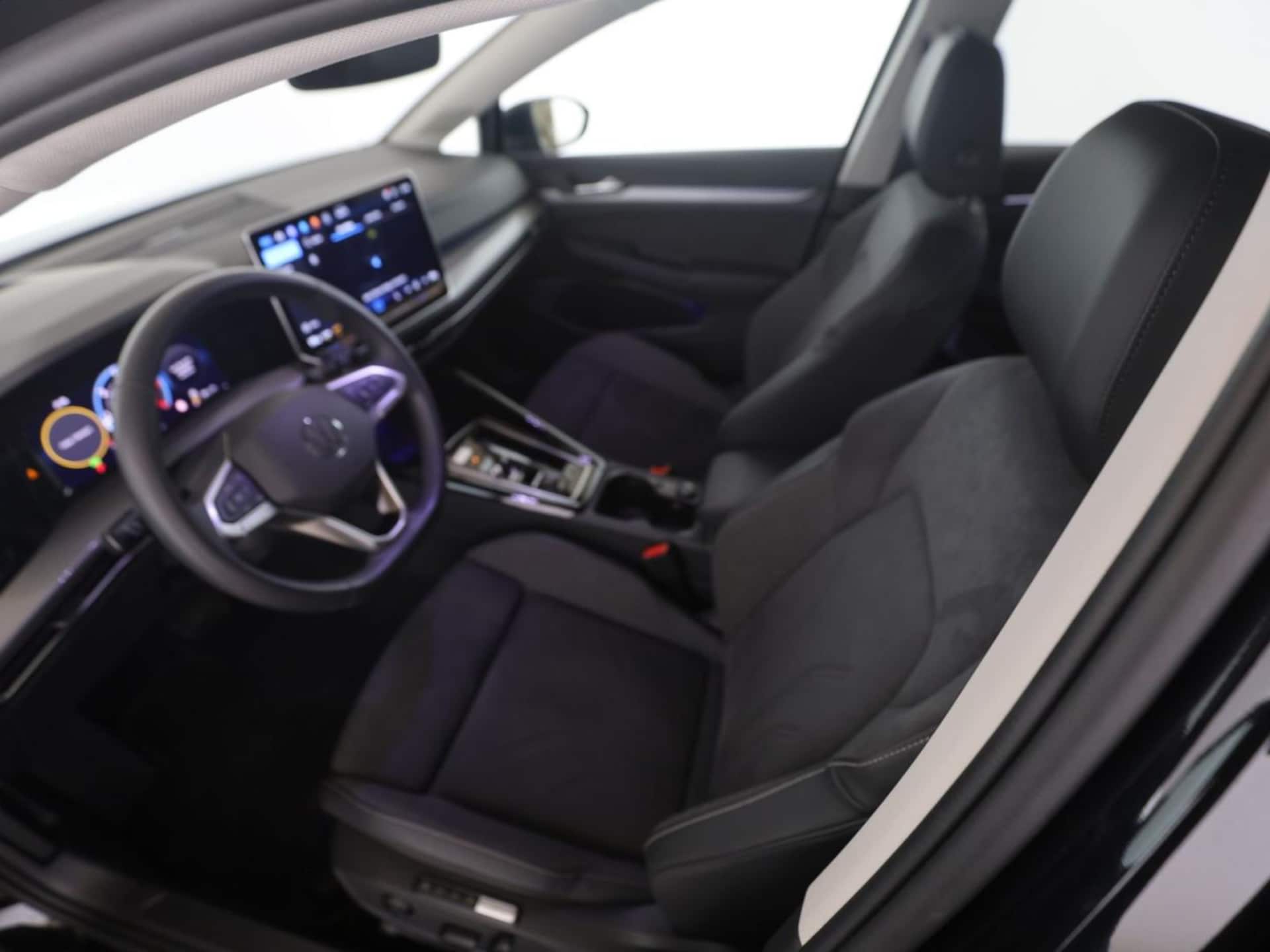 Volkswagen Golf Variant Style