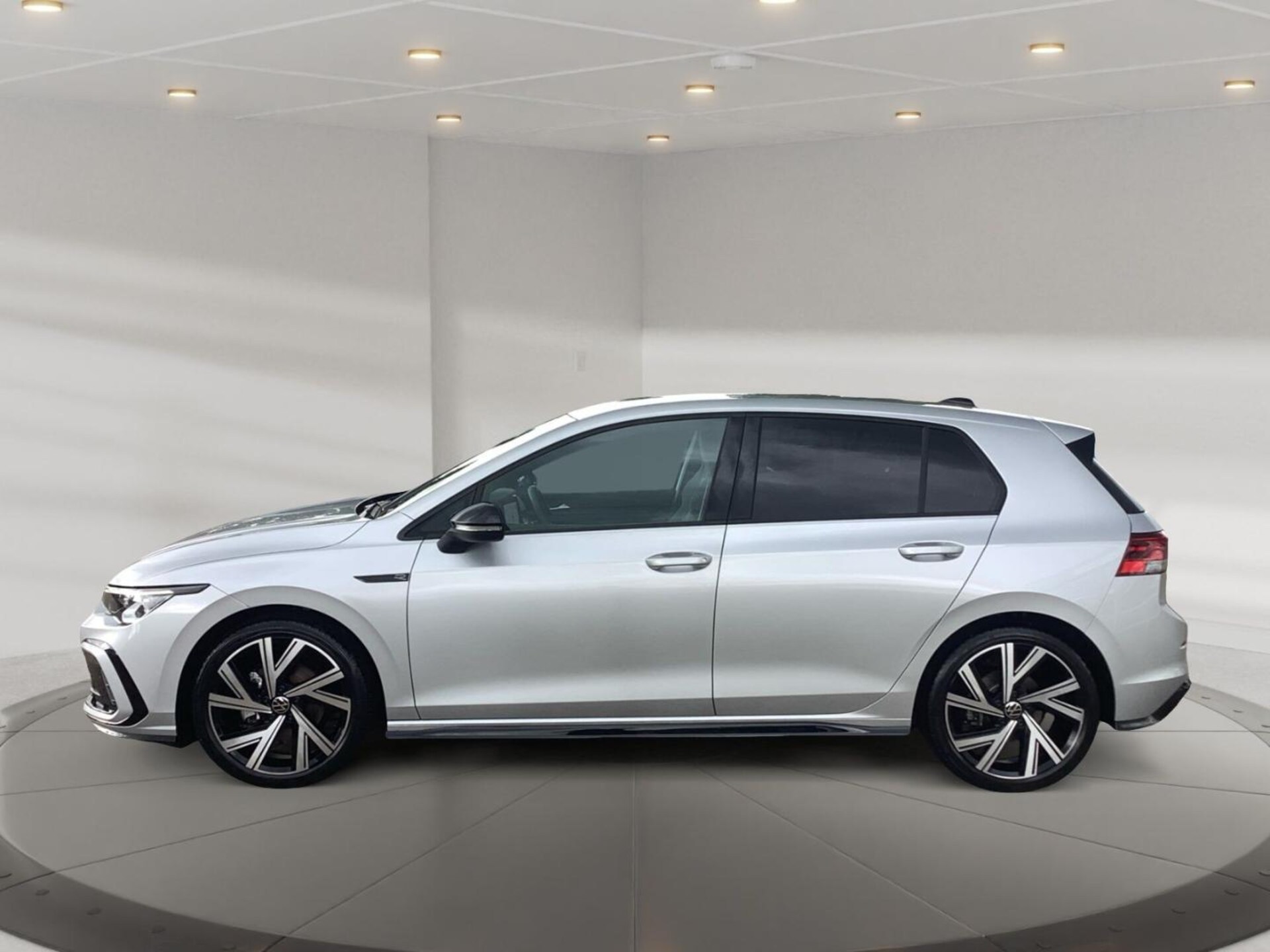 Volkswagen Golf R-Line