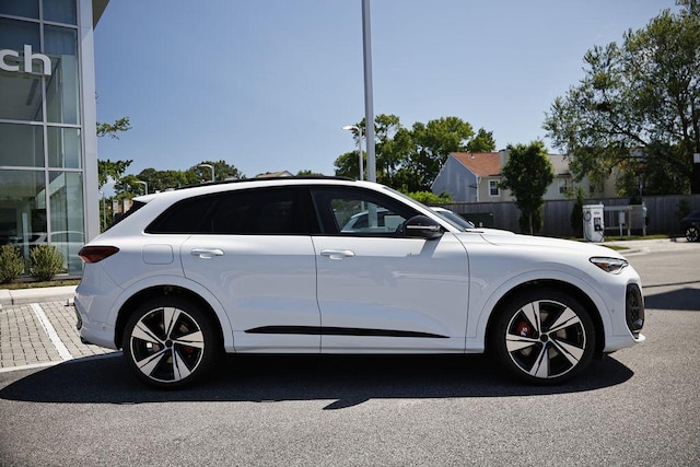 2026 Audi SQ5