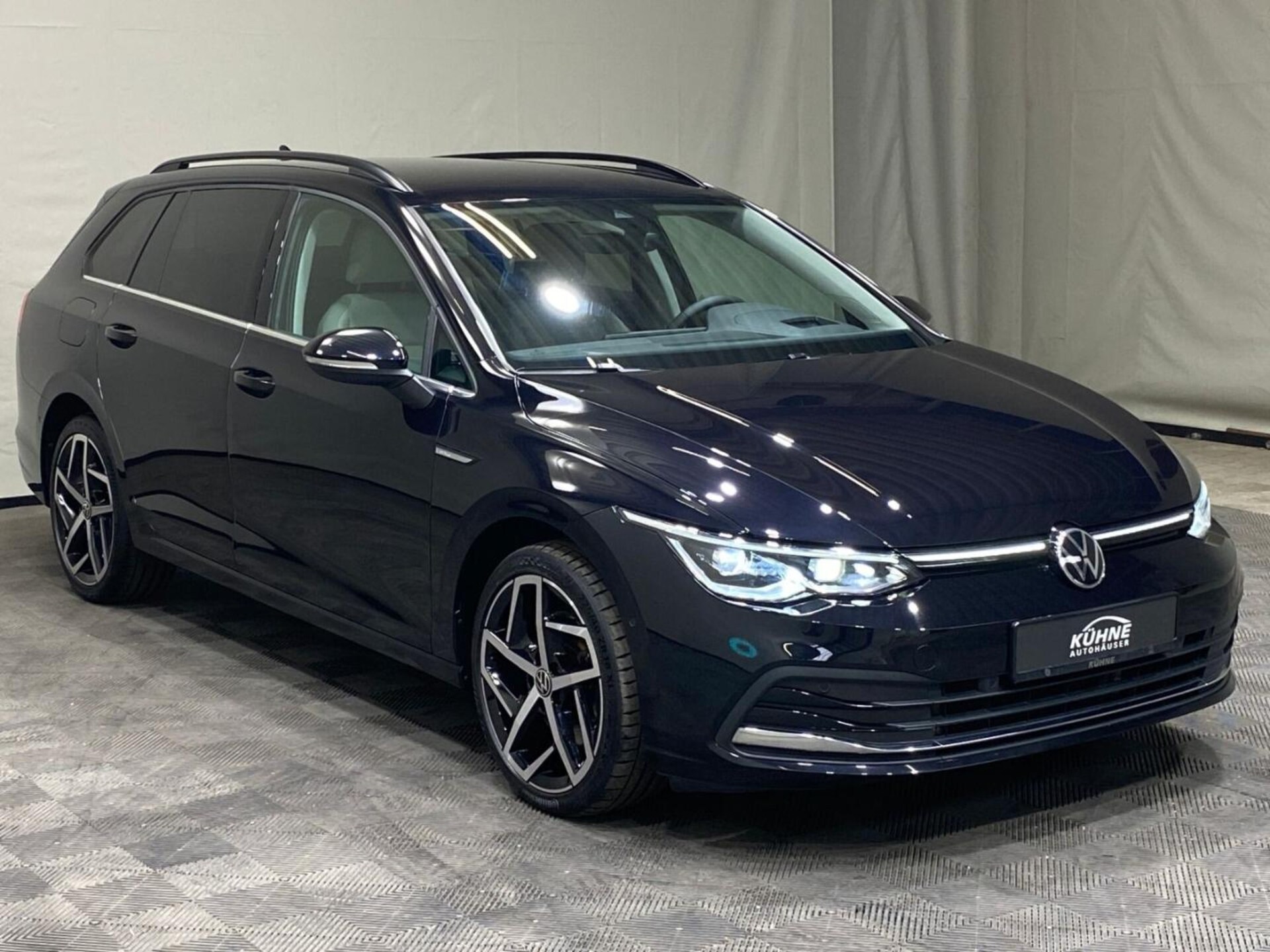 Volkswagen Golf Variant Style