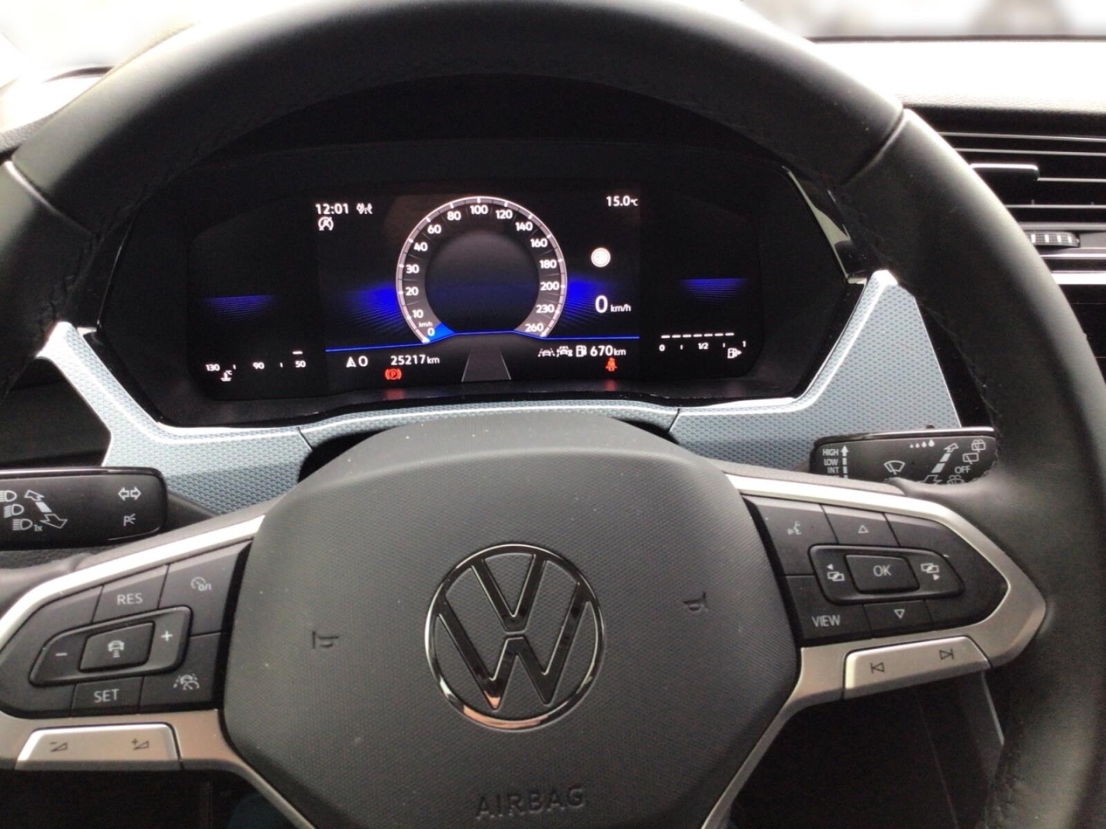 Volkswagen Touran – Bild 8