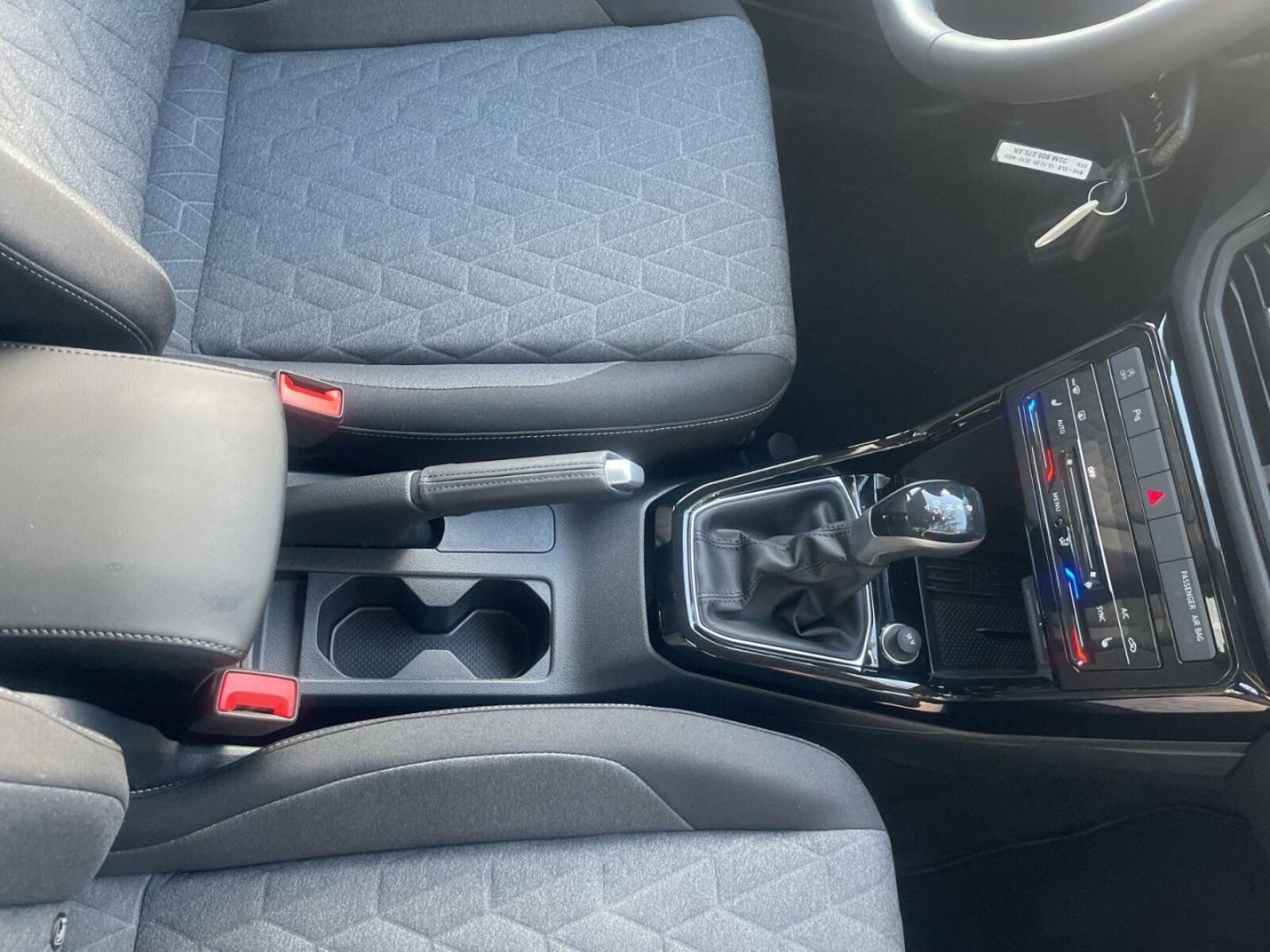 Volkswagen T-Cross – Bild 20
