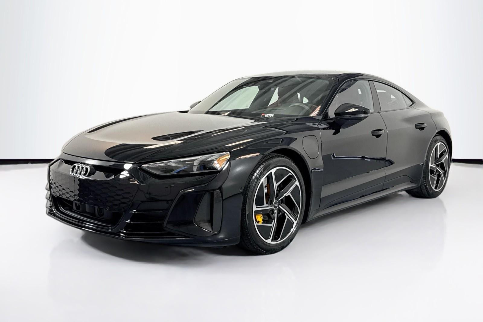2024 Audi RS e-tron GT -'s photo