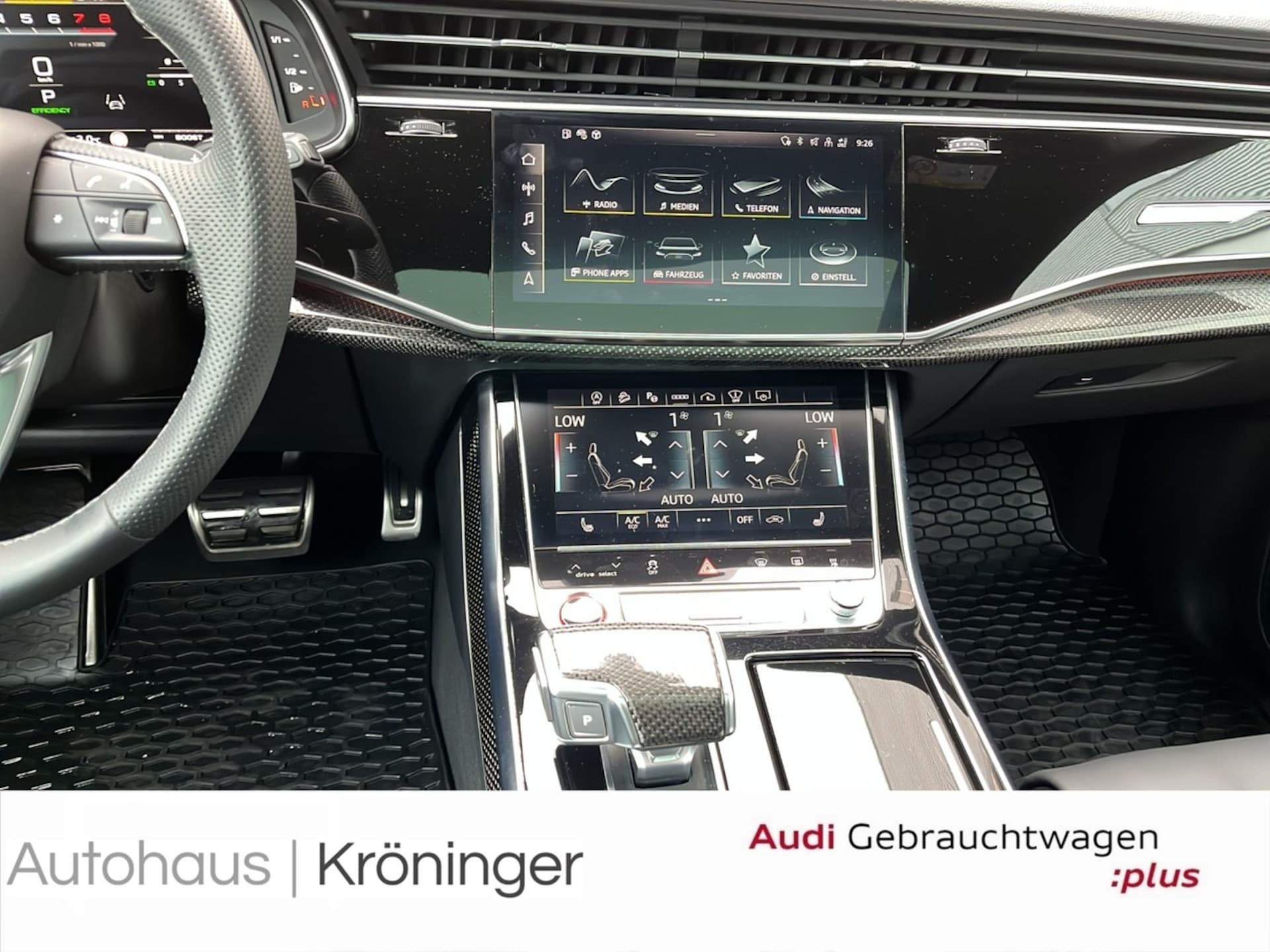Audi SQ8 SUV
