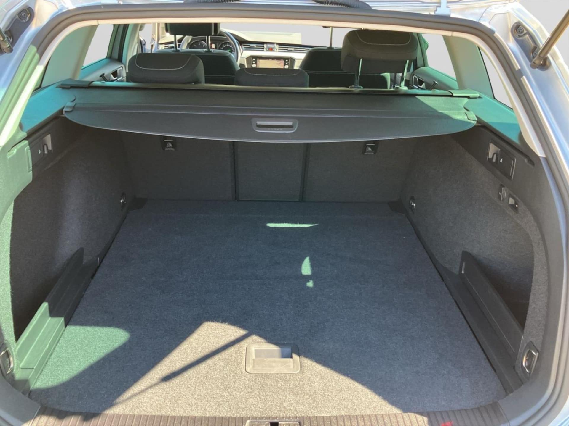 Volkswagen Passat Variant Business