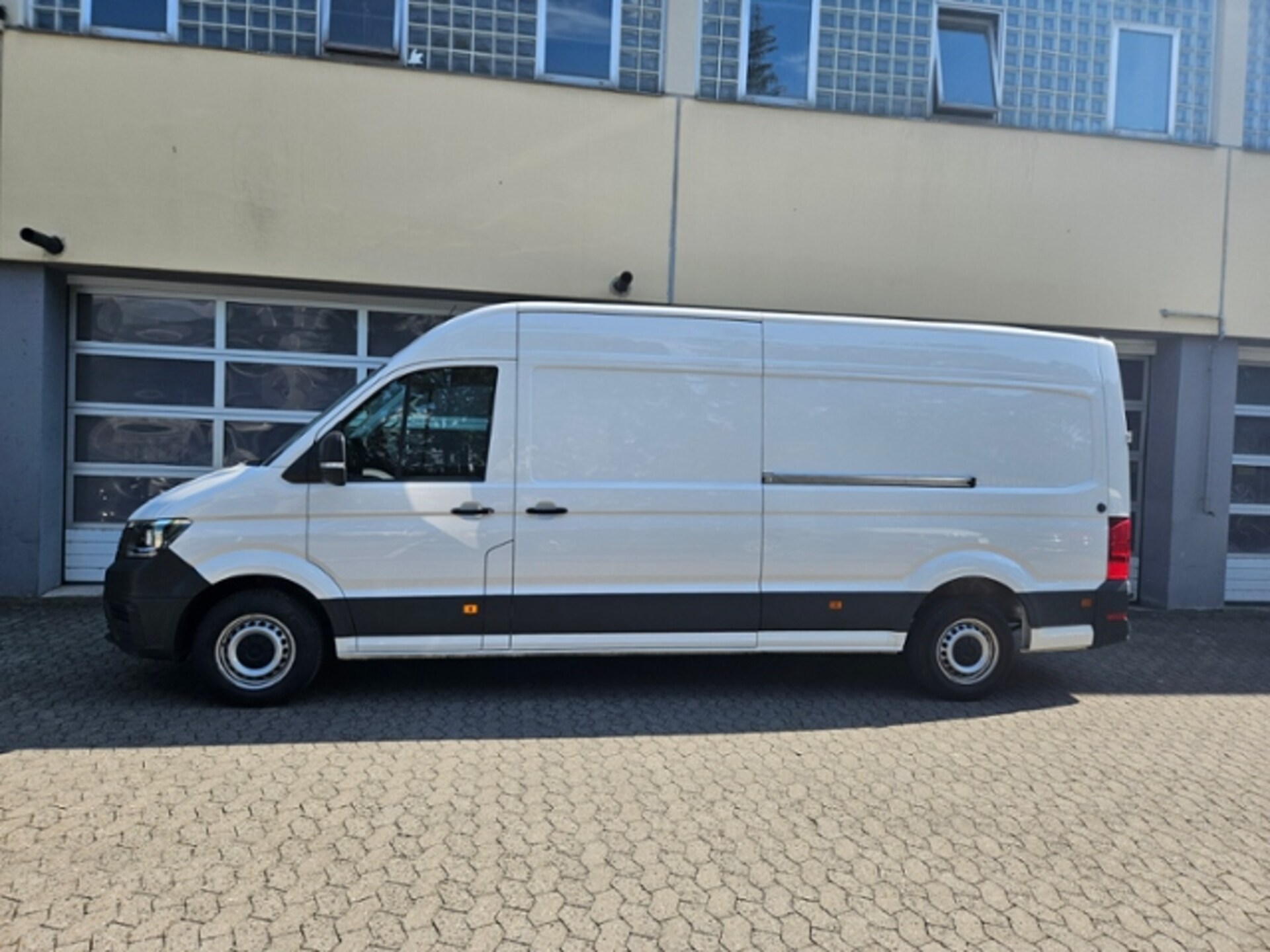 Volkswagen Crafter Kasten langer Radstand