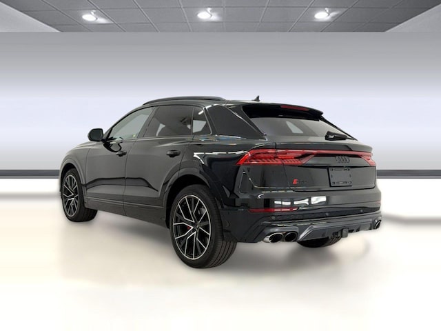 2022 Audi SQ8