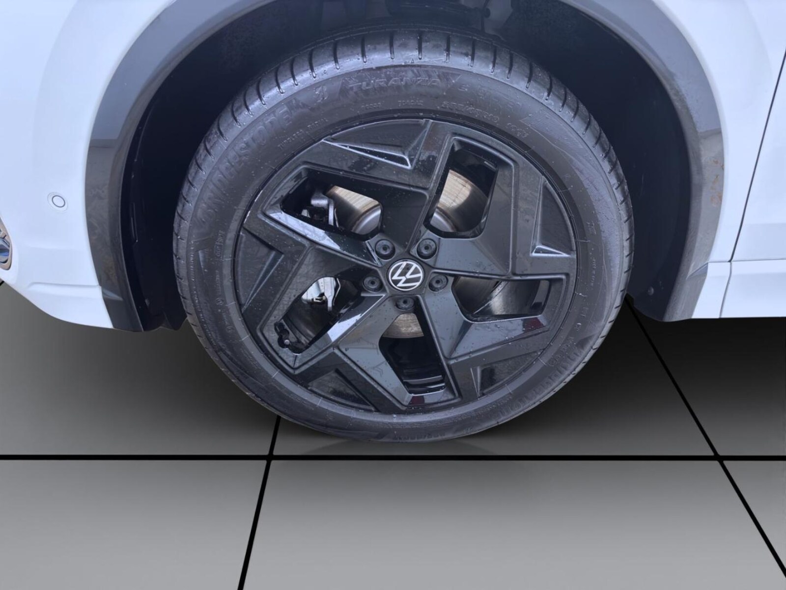 Volkswagen Tiguan – Bild 9