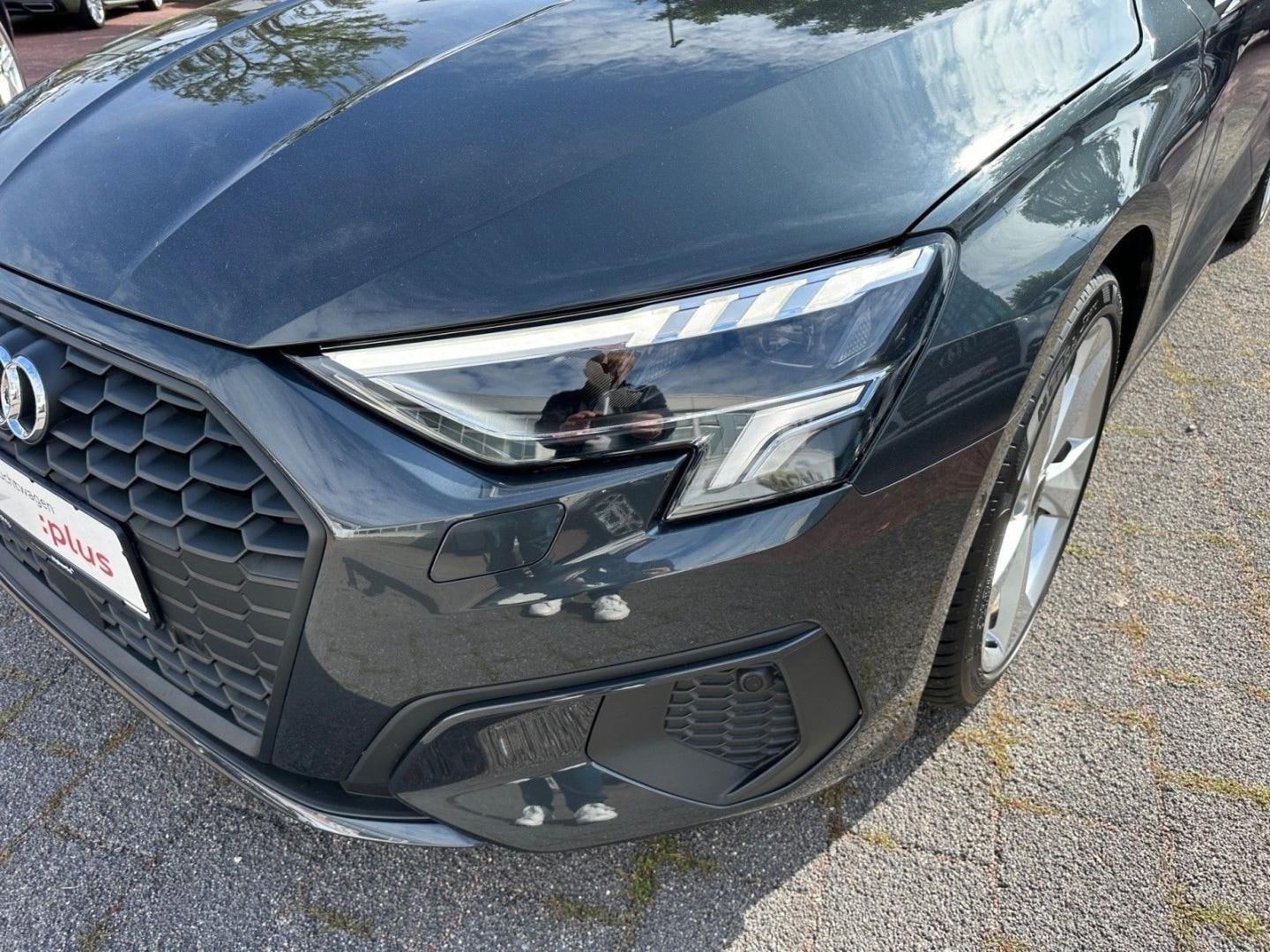 Bild über Audi A3 Sportback 35 TFSI S tronic - für weitere Informationen kontaktieren Sie den Audi Partner