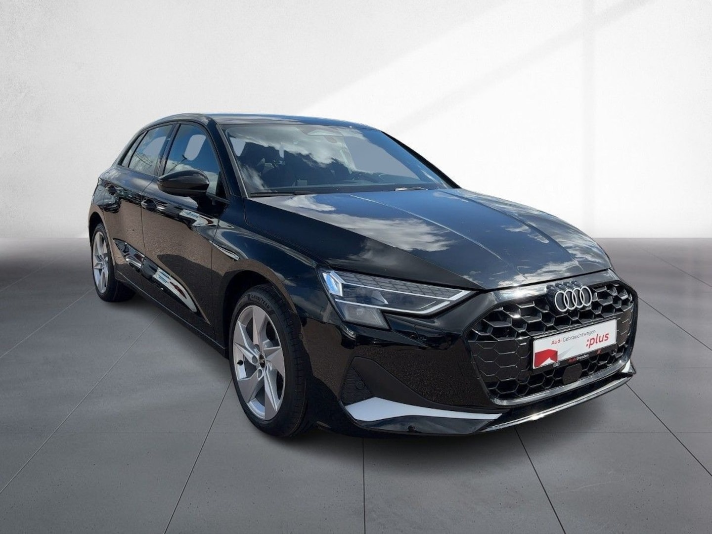 Bild über Audi A3 Sportback TFSI 110 kW S tronic - für weitere Informationen kontaktieren Sie den Audi Partner