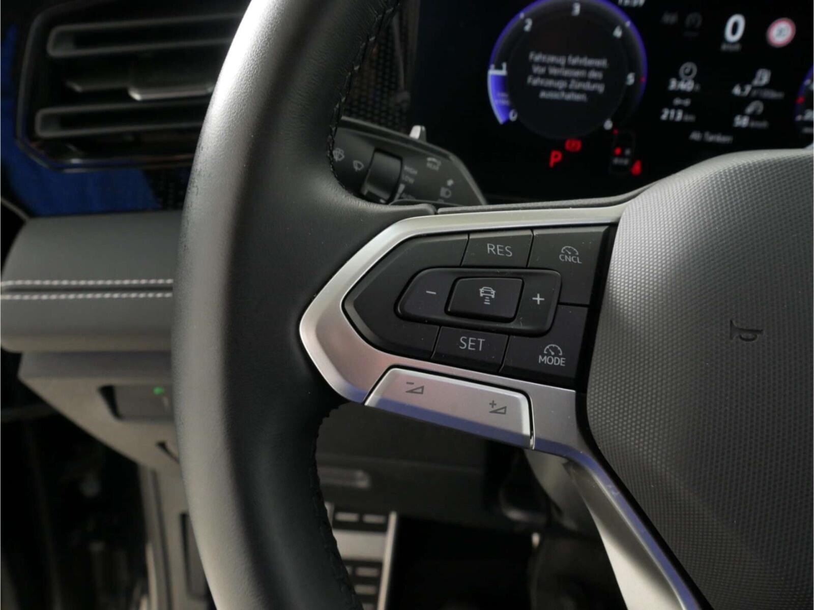 Volkswagen Tiguan – Bild 10
