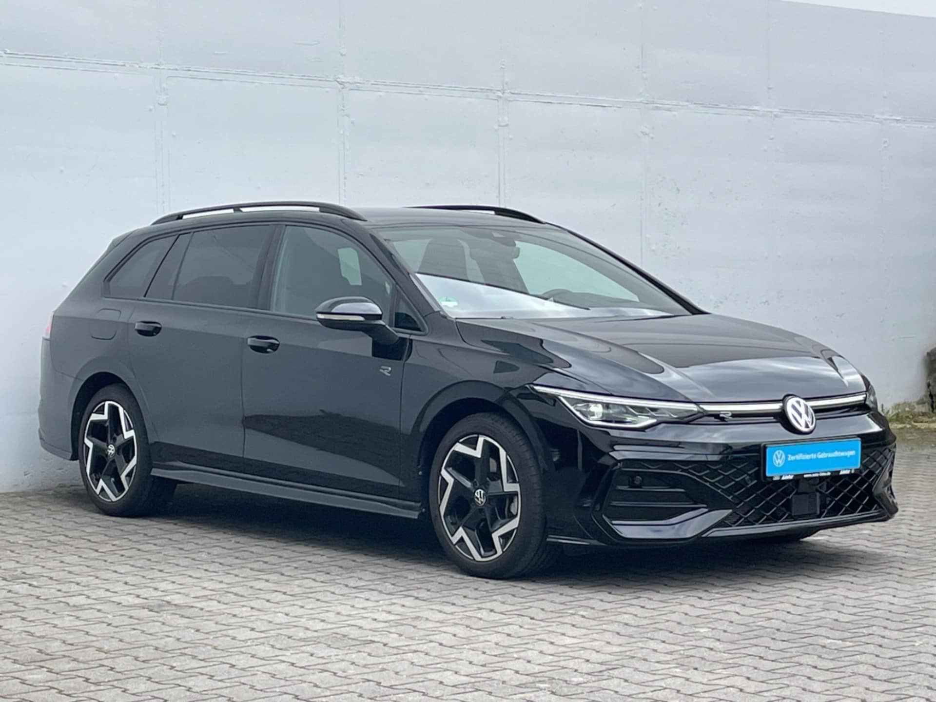 Volkswagen Golf Variant R-Line
