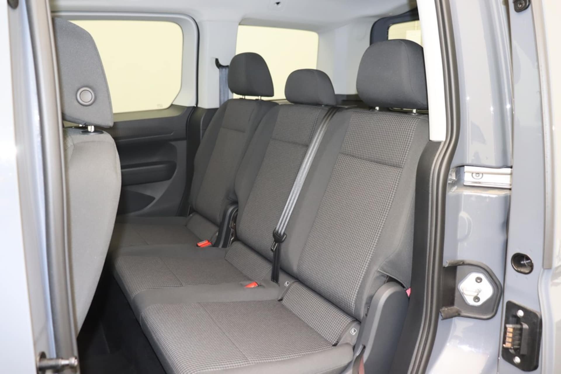 Volkswagen Caddy Basis-Modell