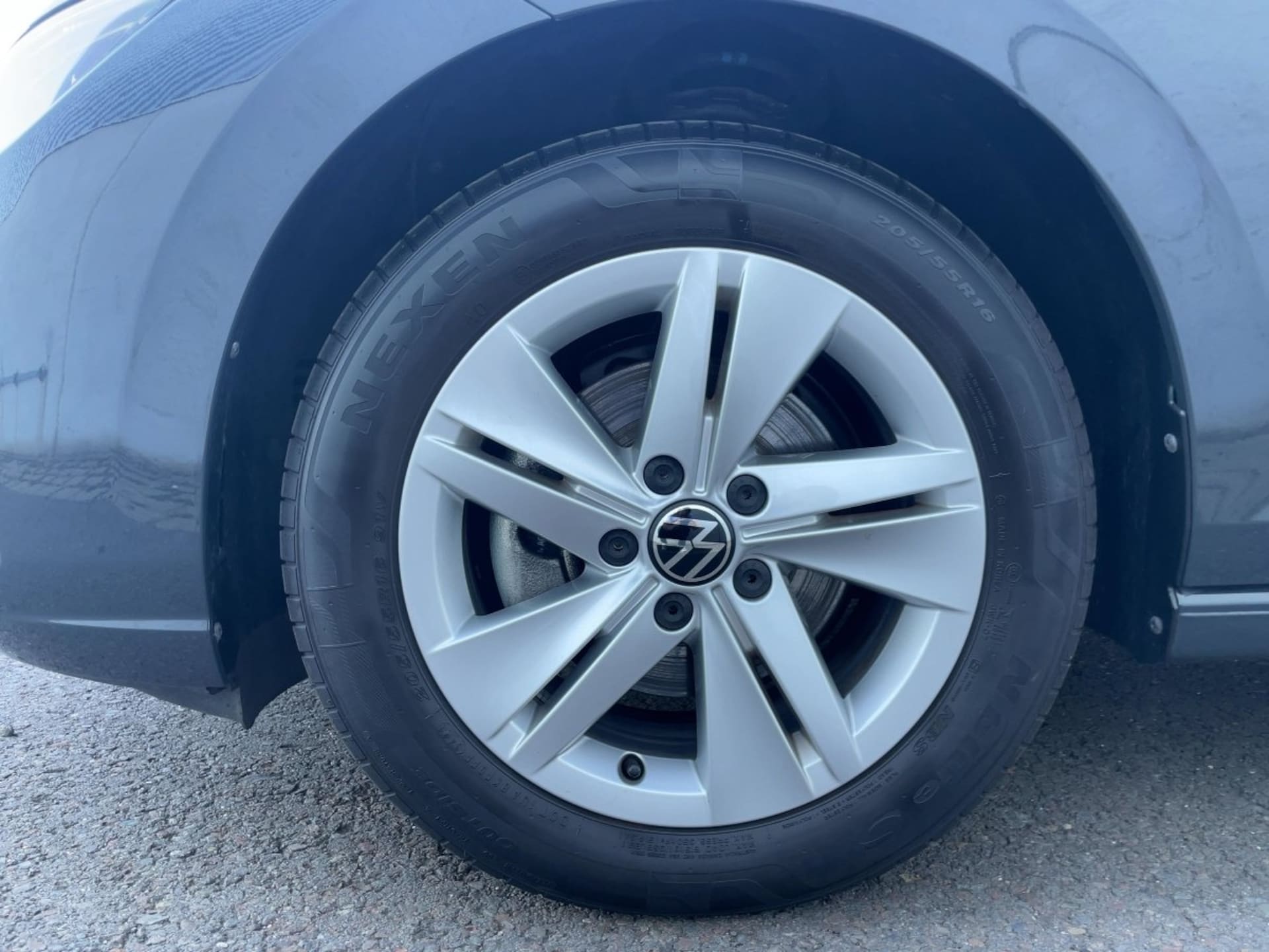 Volkswagen Golf Life