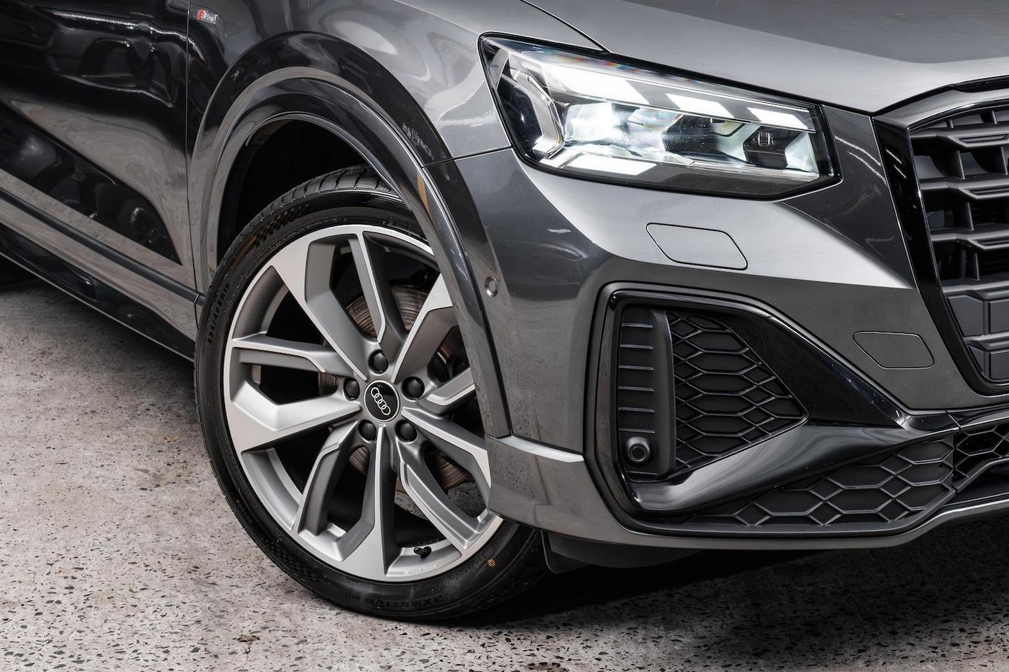 Image about Audi Q2 40 TFSI quattro S tronic