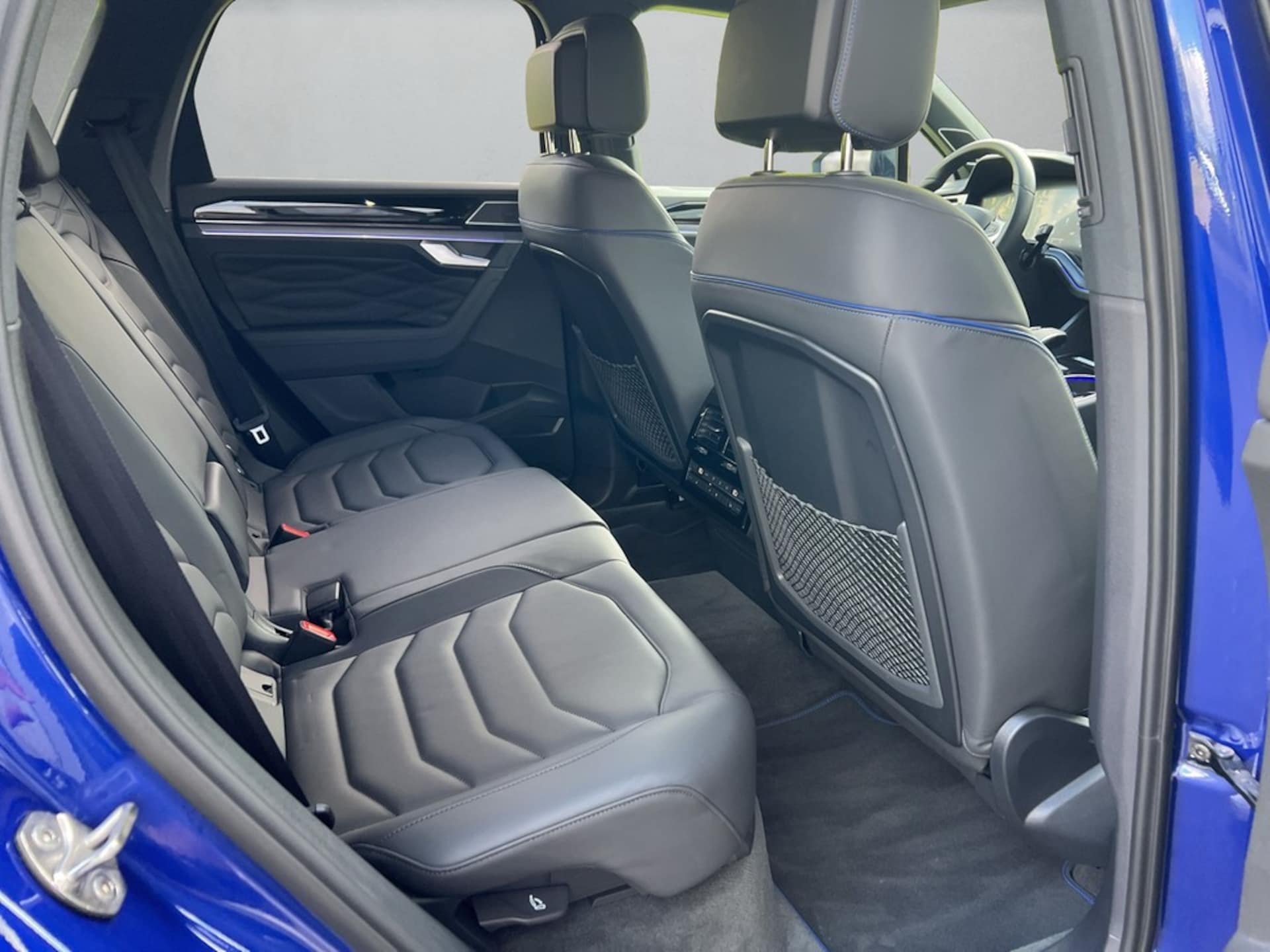 Volkswagen Touareg R