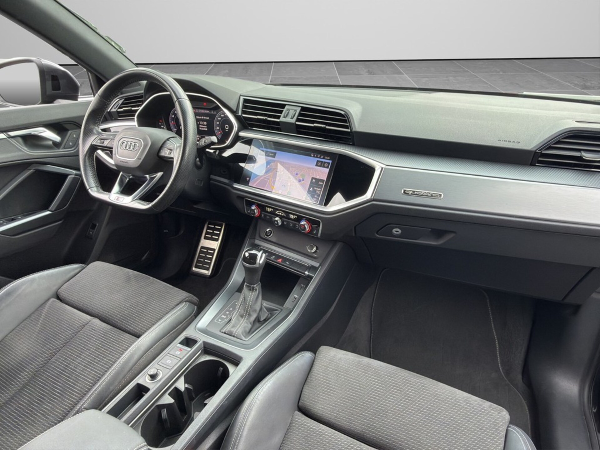 Audi Q3 SUV S line
