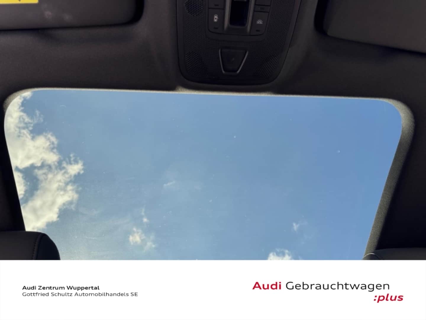 Bild über Audi S3 Sportback TFSI quattro S tronic - für weitere Informationen kontaktieren Sie den Audi Partner
