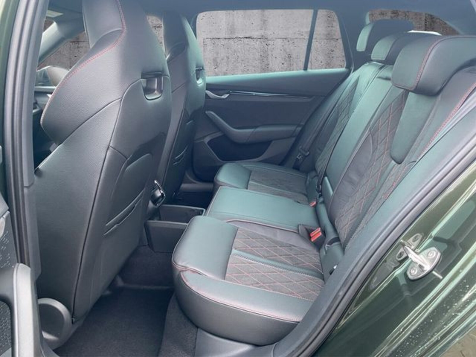 Škoda Octavia Combi – Bild 10