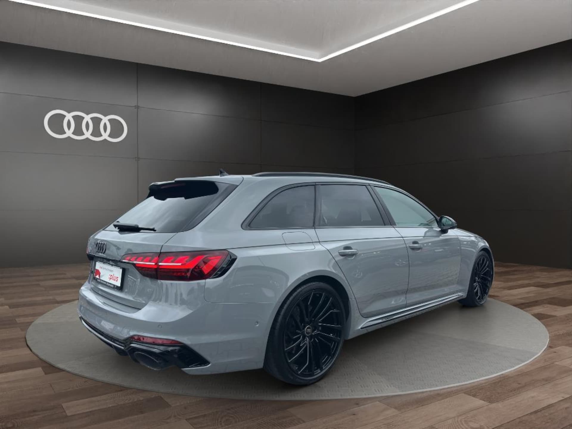 Audi RS 4 Avant