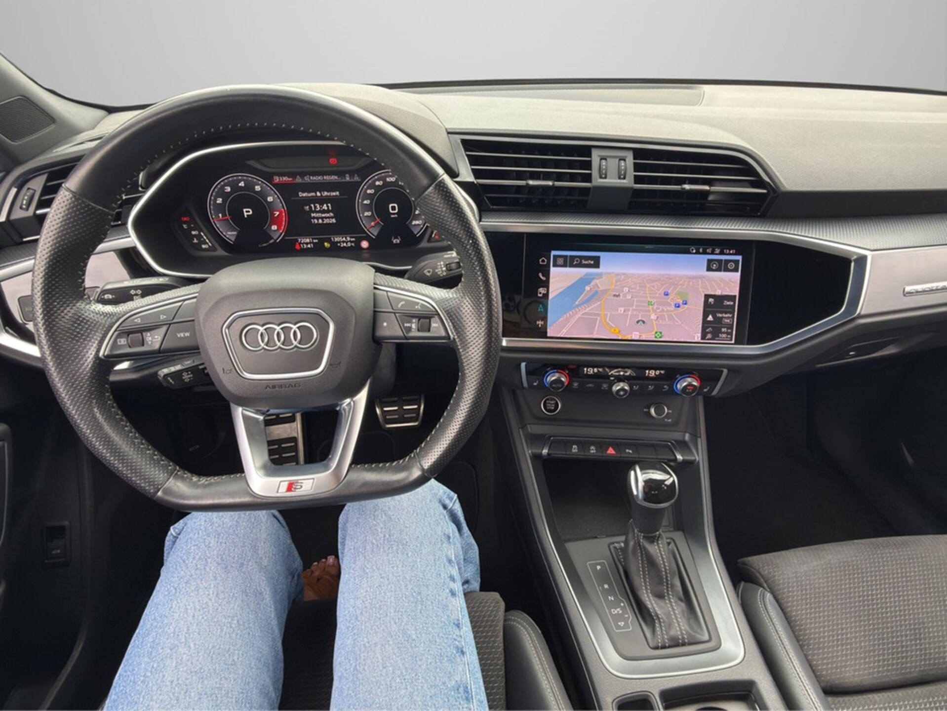 Audi Q3 SUV S line