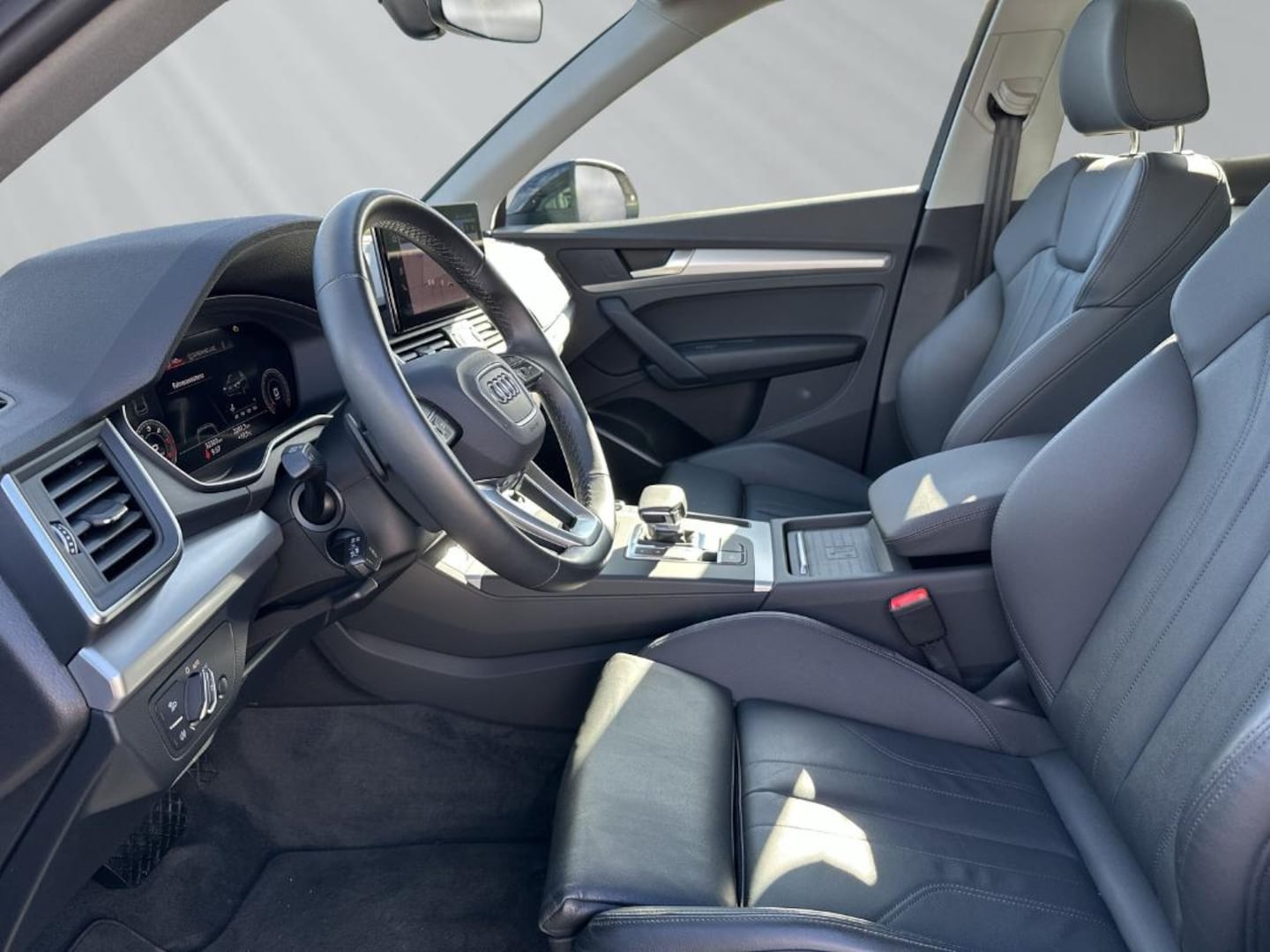 Bild über Audi Q5 40 TDI quattro S tronic - für weitere Informationen kontaktieren Sie den Audi Partner