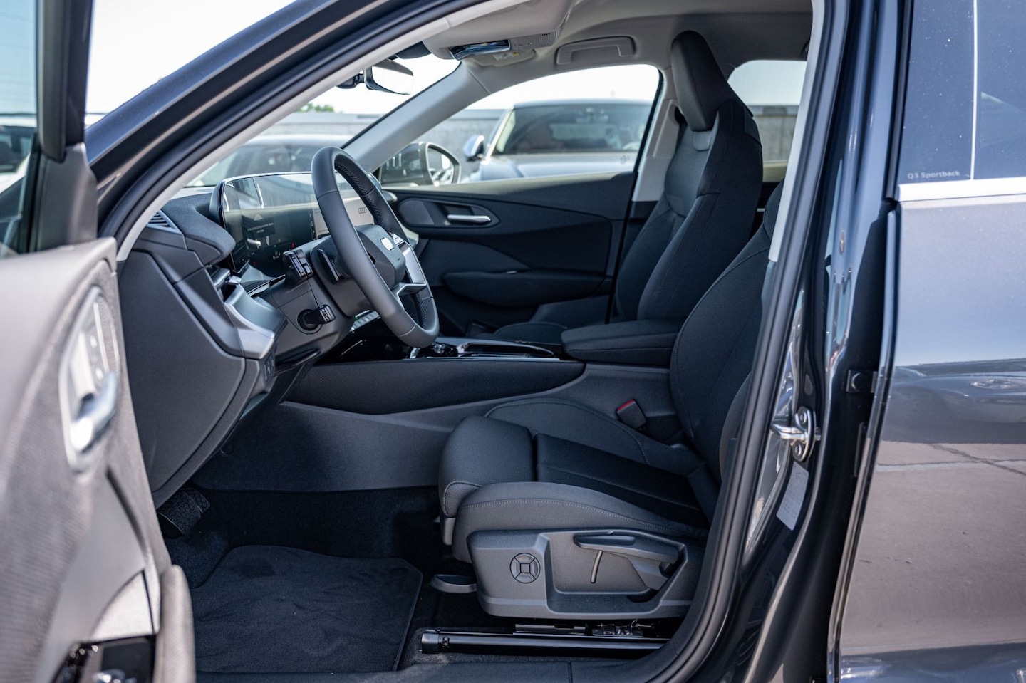 Bild über Audi Q3 Sportback e-hybrid e-hybrid 200 kW S tronic - für weitere Informationen kontaktieren Sie den Audi Partner