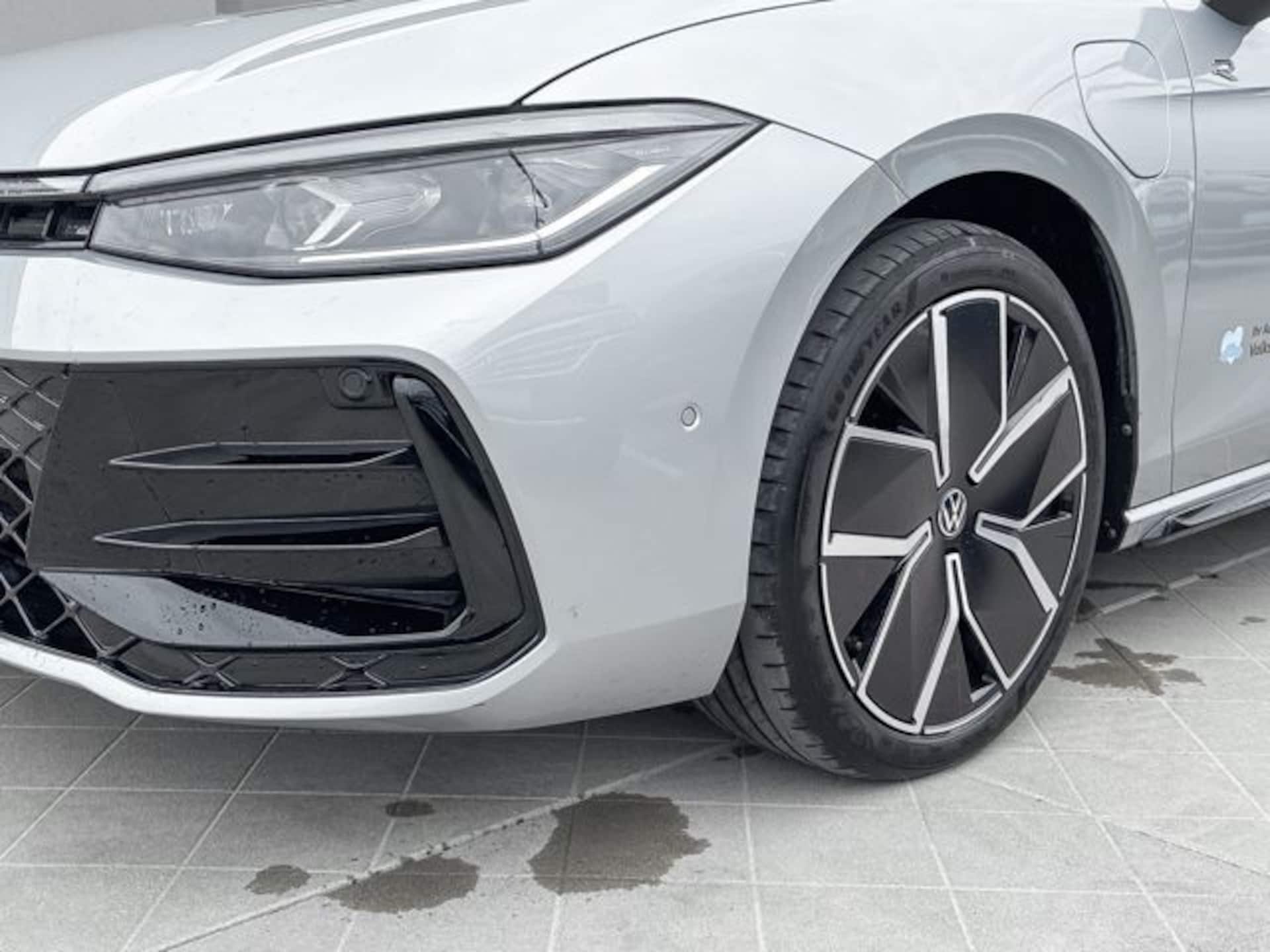 Volkswagen Passat R-Line