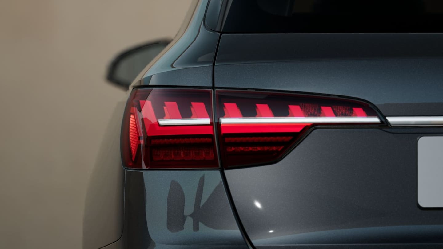 Bild über Audi A4 Avant 30 TDI S tronic - für weitere Informationen kontaktieren Sie den Audi Partner