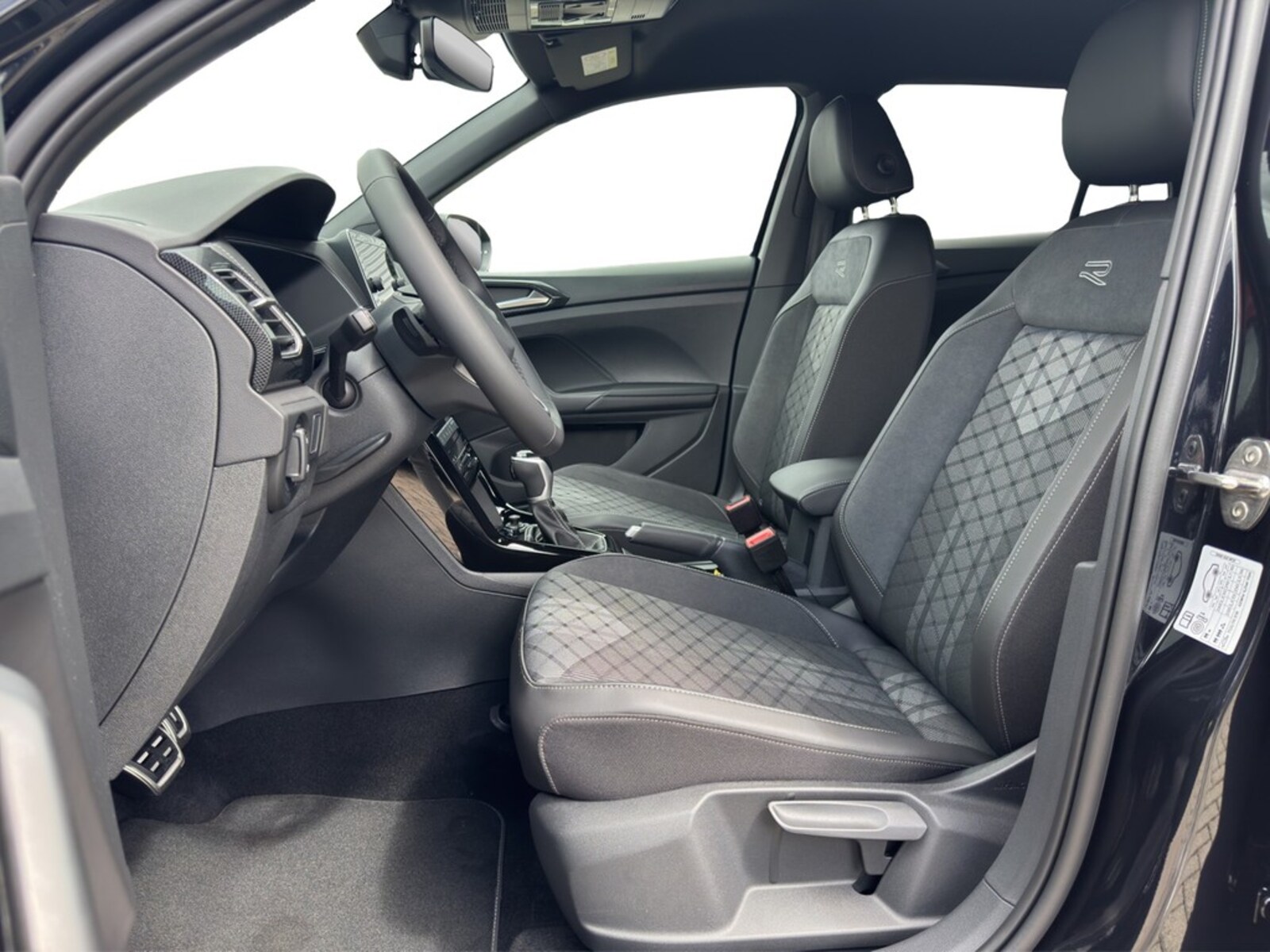 Volkswagen T-Cross – Bild 12