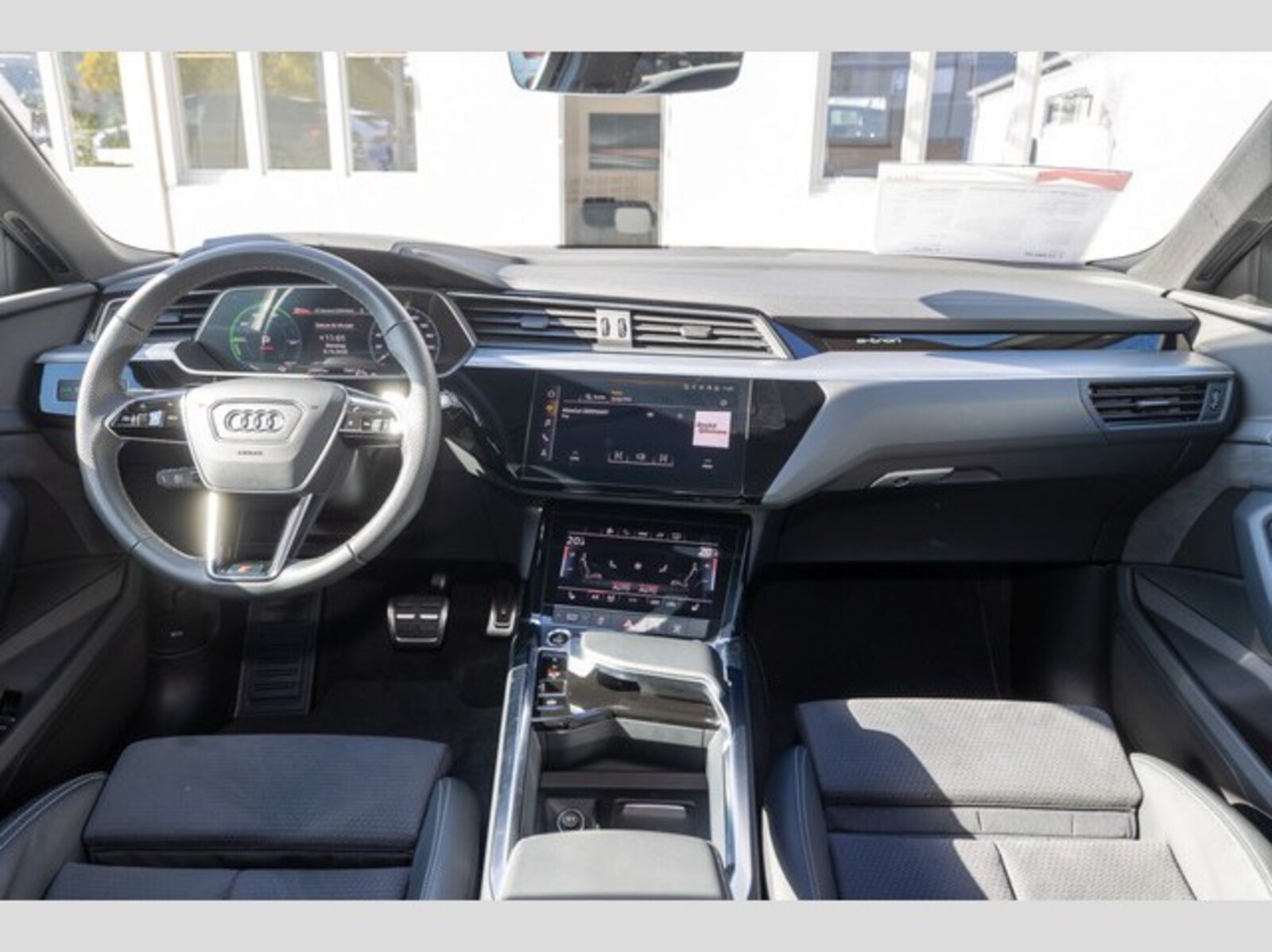 Audi Q8 e-tron – Bild 2