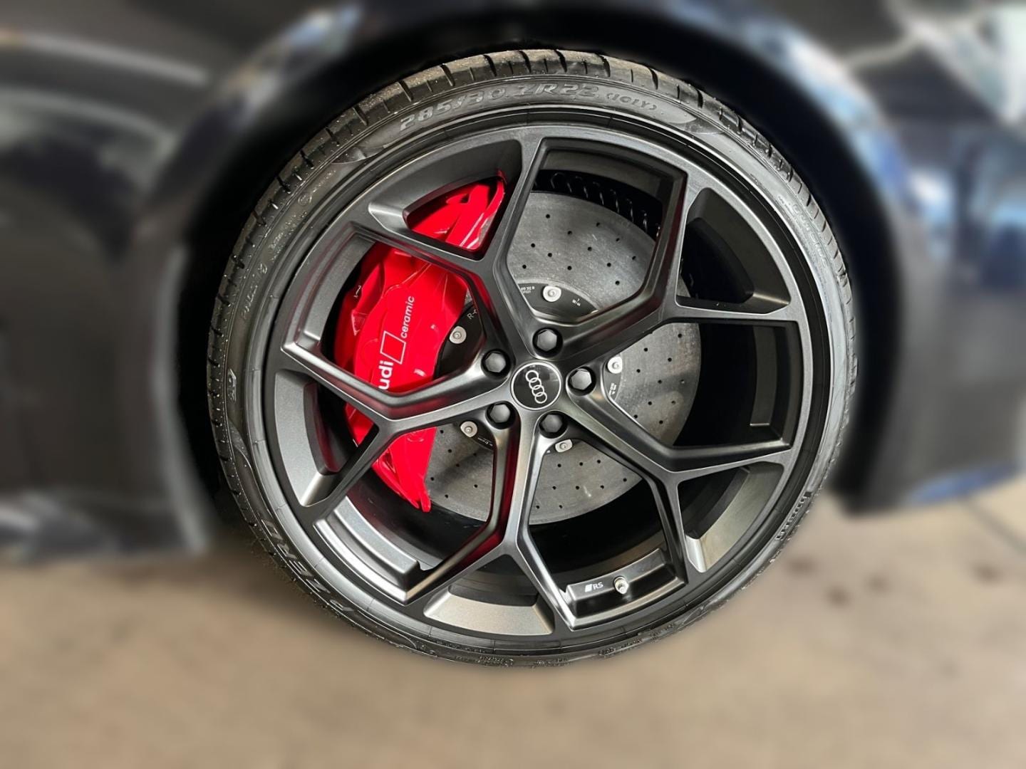 Bild über Audi RS 7 Sportback quattro tiptronic - für weitere Informationen kontaktieren Sie den Audi Partner