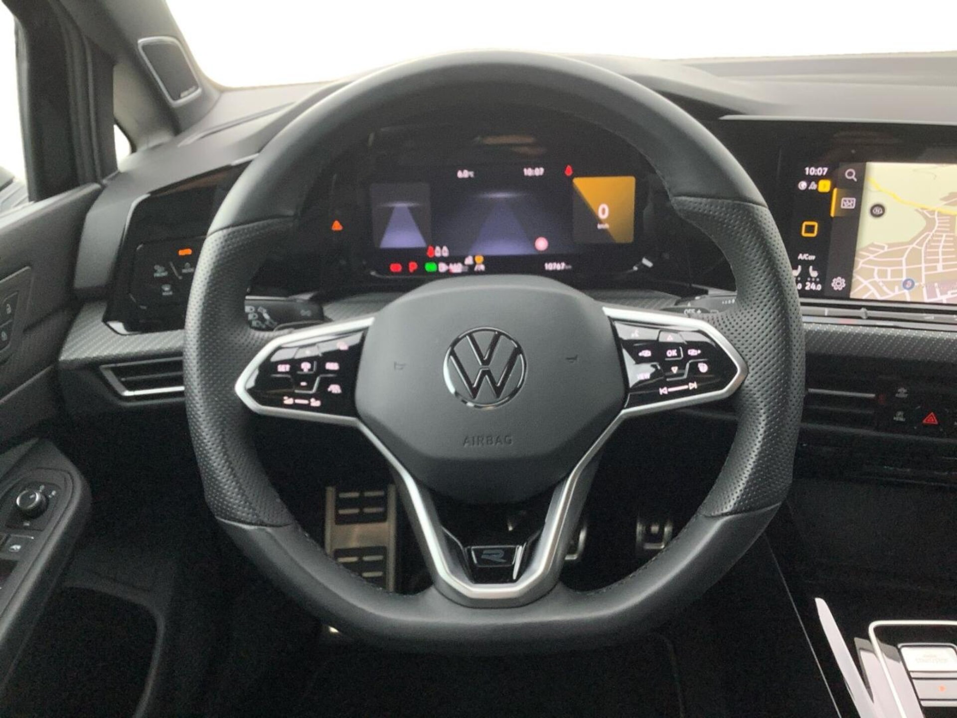Volkswagen Golf R-Line